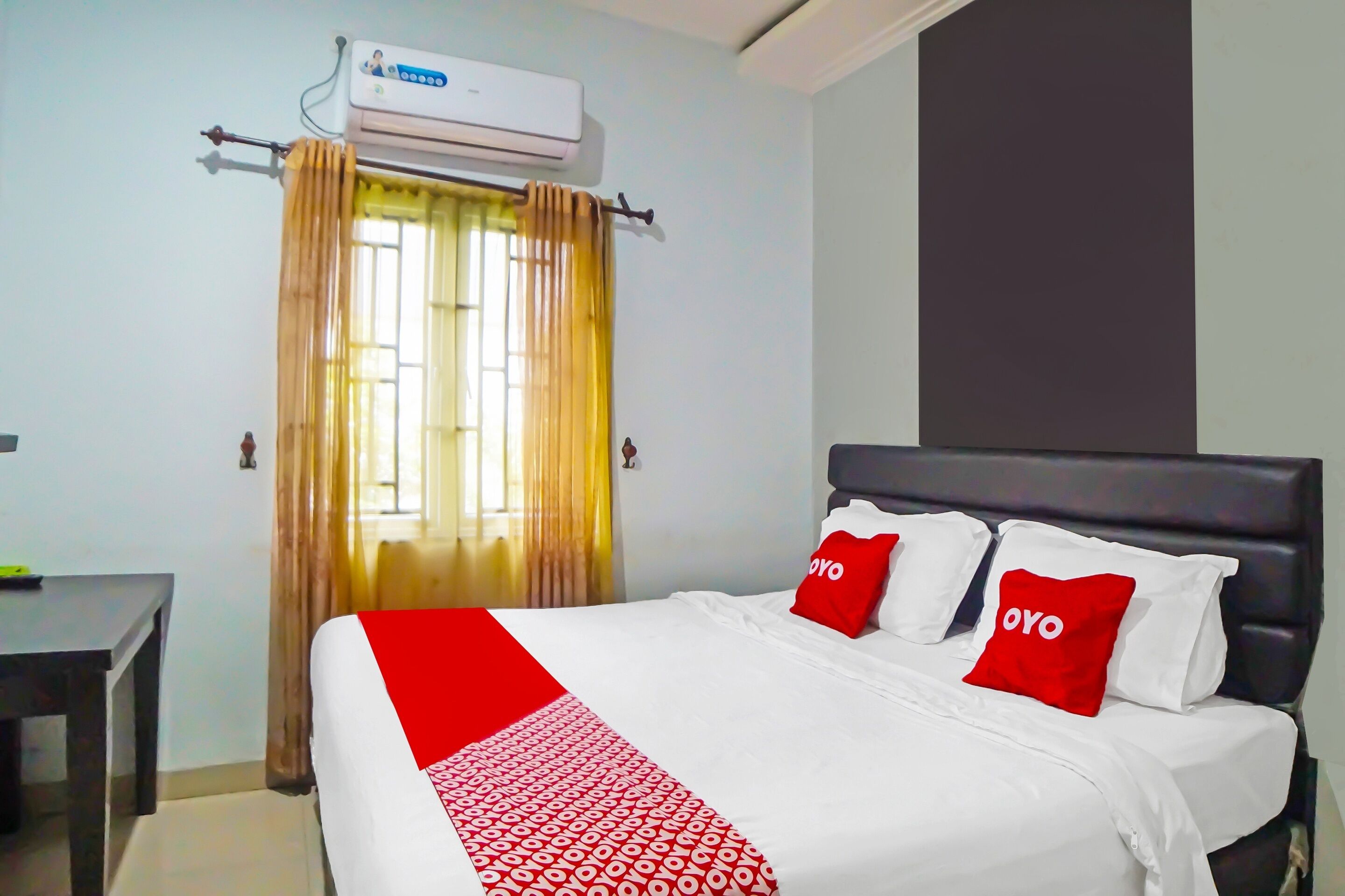 Abadi Hotel by OYO
