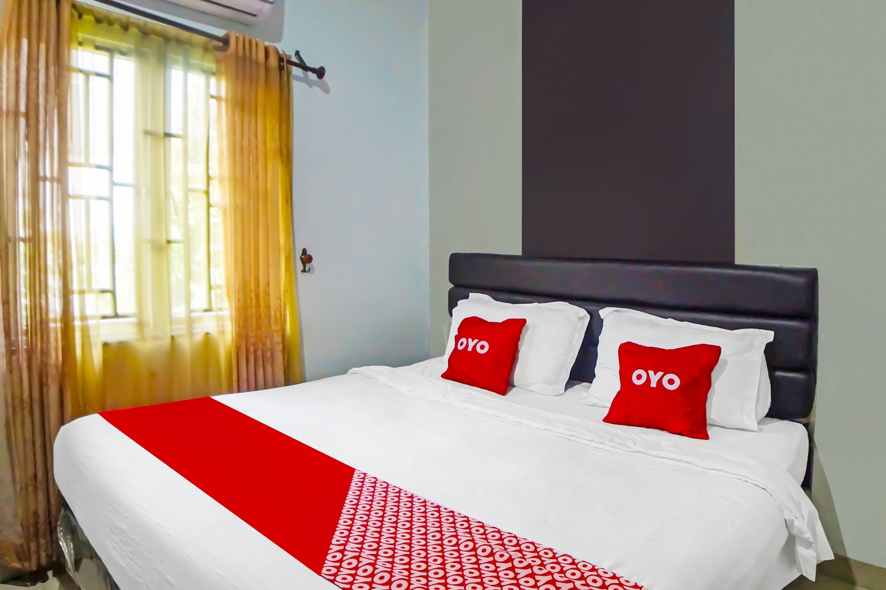 Abadi Hotel by OYO