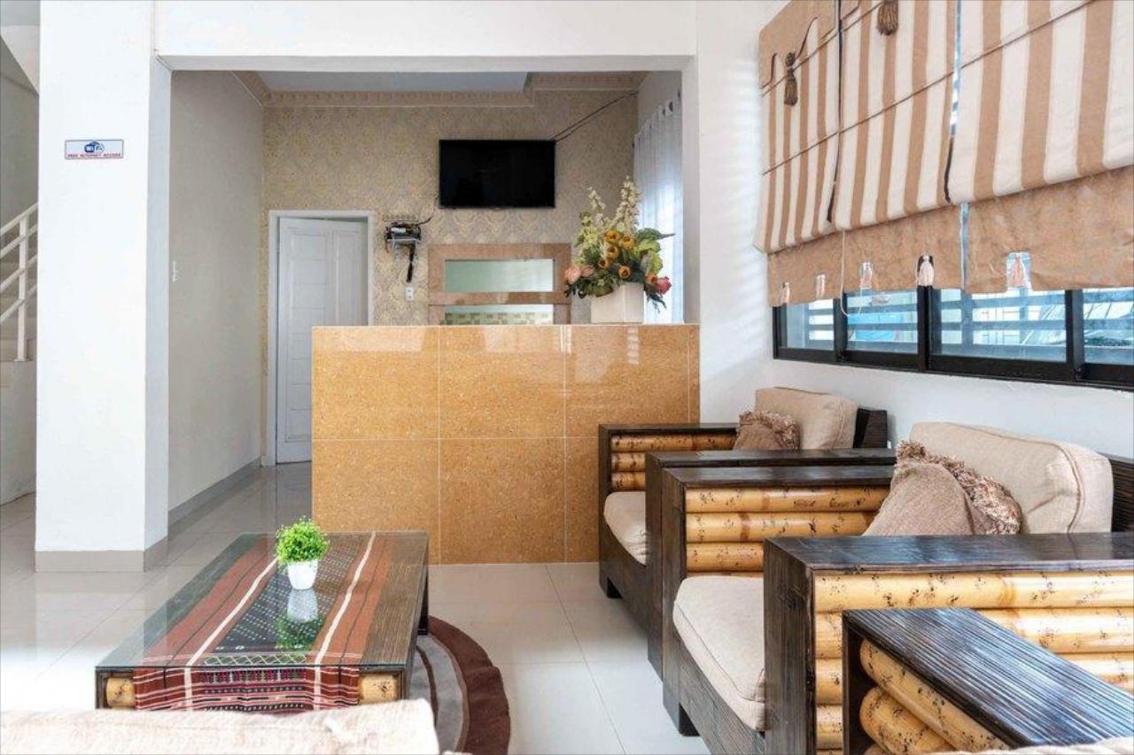 Afifah Guesthouse by RedDoorz