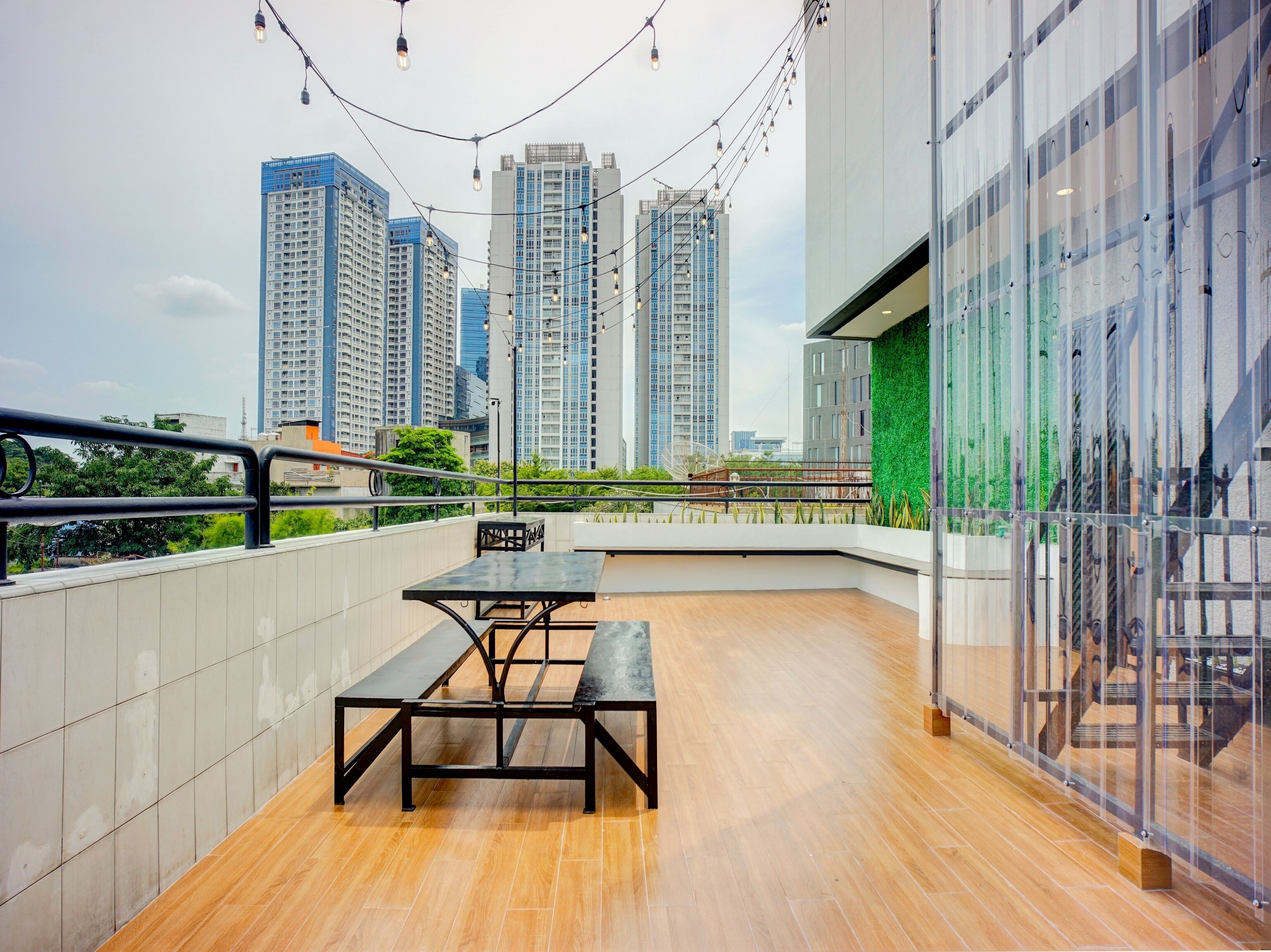 Alhesa Residence by OYO