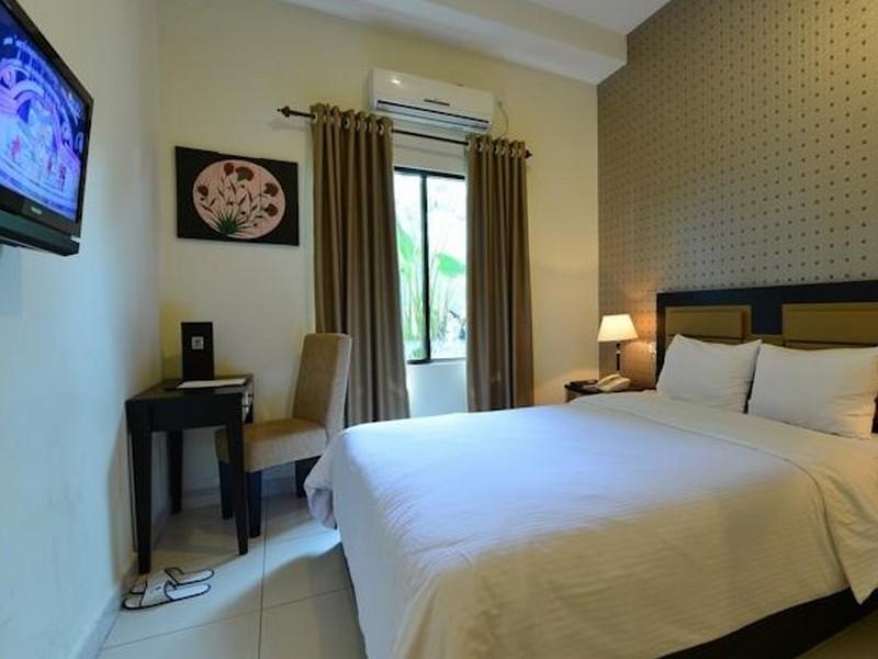 OYO Flagship 1348 Hotel Home Anaya