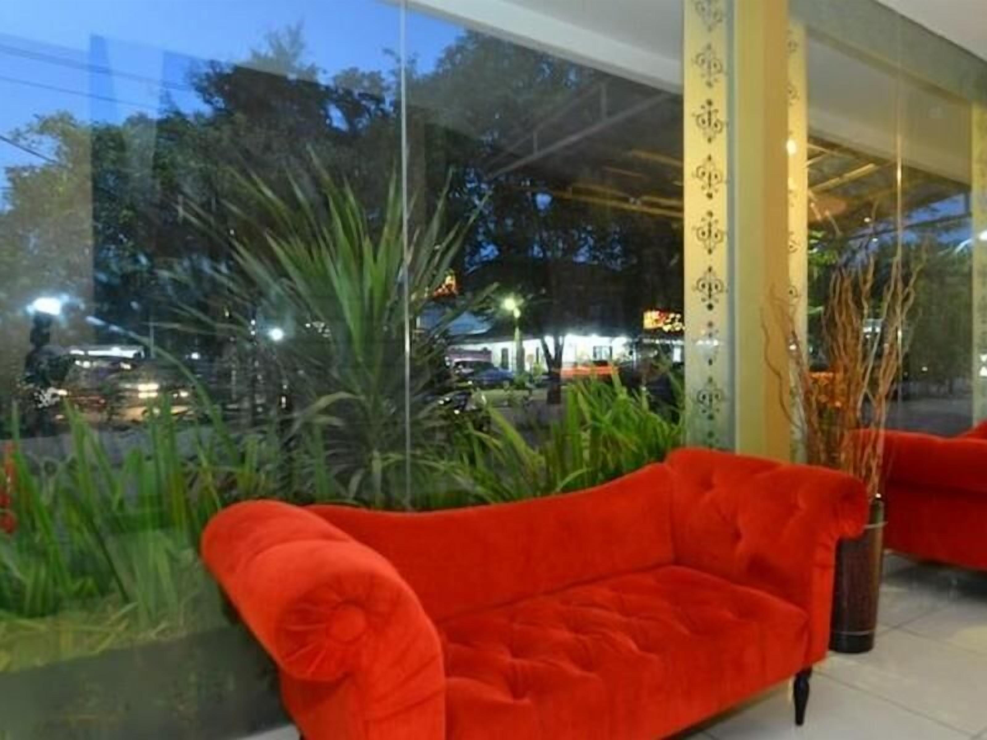 Anaya Hotel and Ballroom