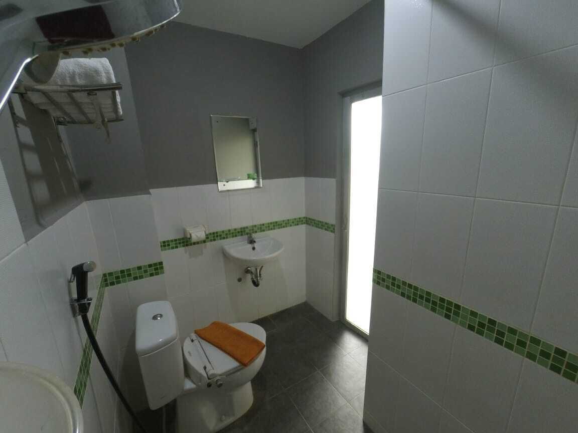 Anaya Hotel and Ballroom