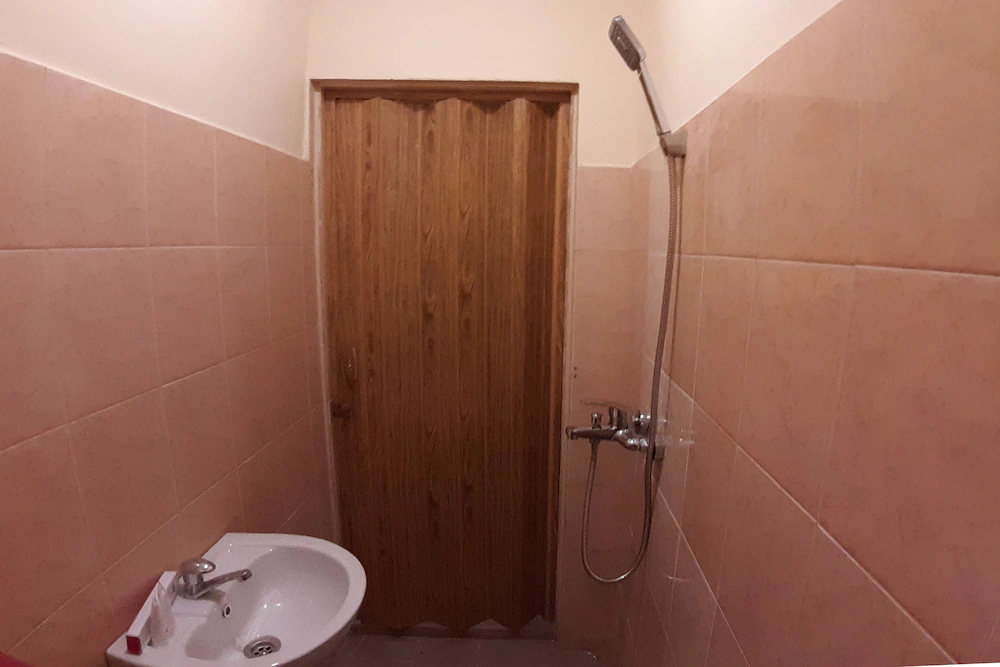 Angelyn Home Stay by OYO Rooms