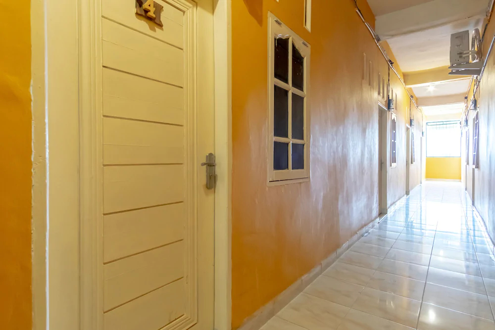 Arista Residence by OYO Rooms