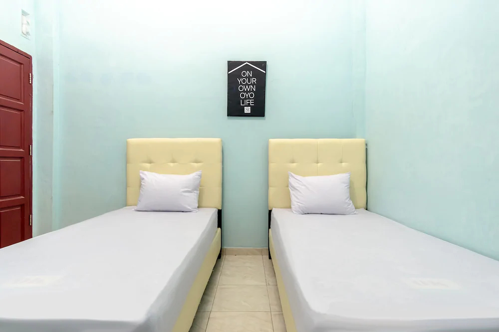 Arista Residence by OYO Rooms