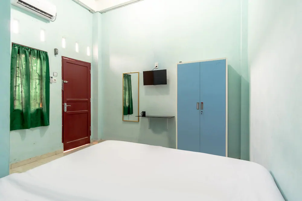 Arista Residence by OYO Rooms