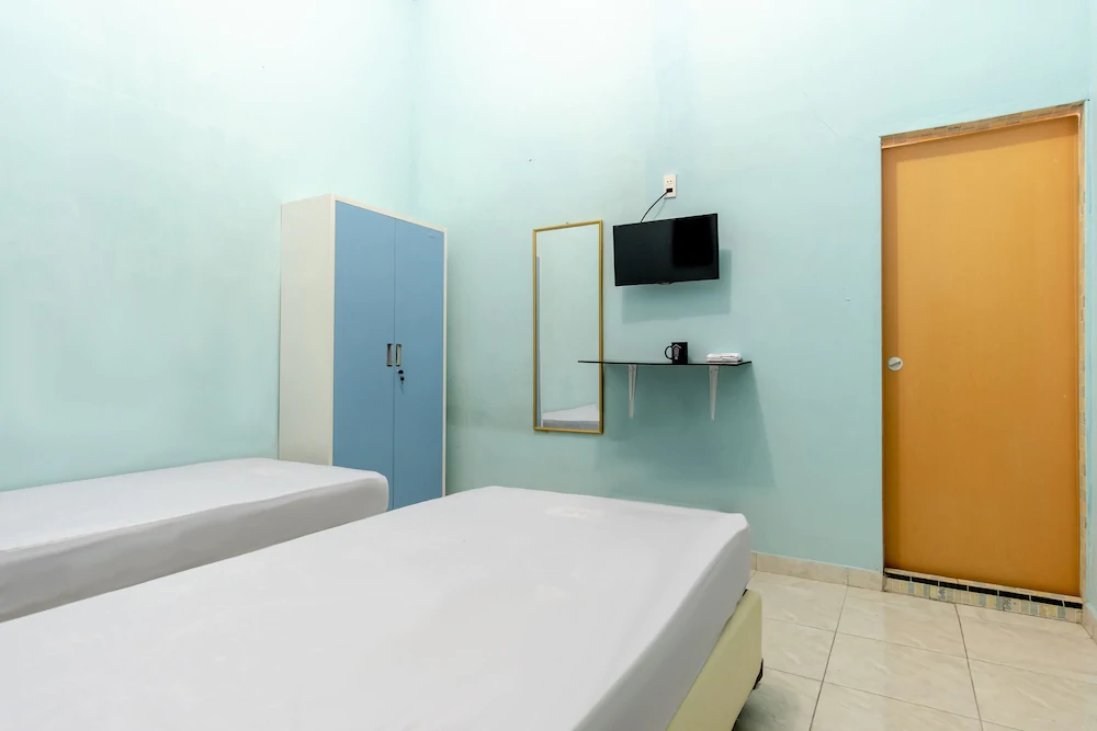 Arista Residence by OYO Rooms