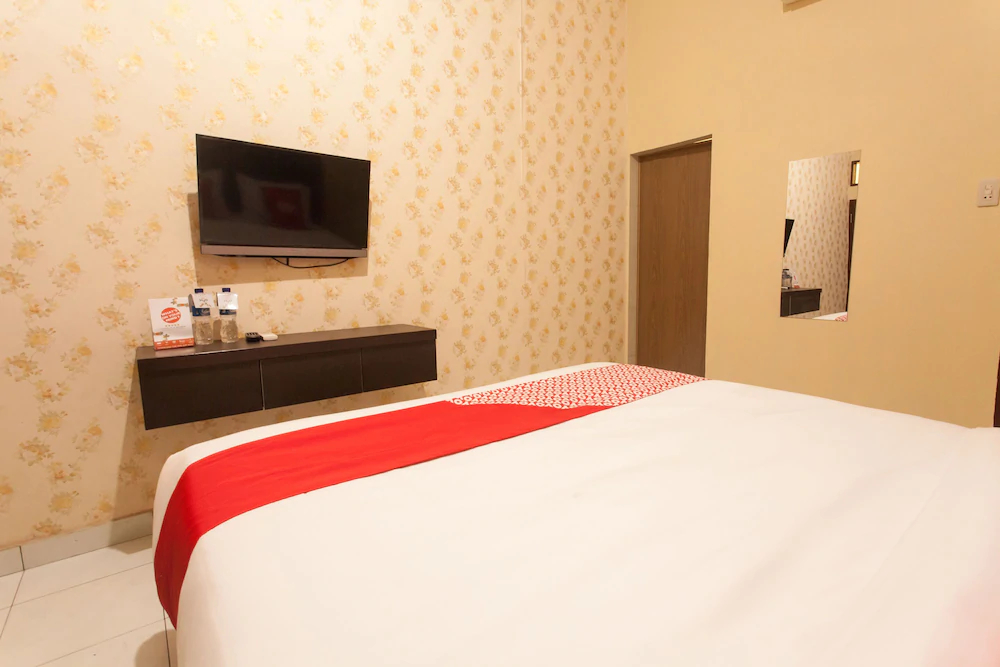 Armita Residence By RedDoorz