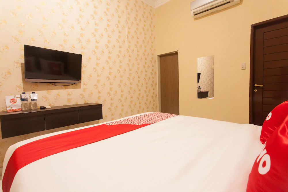 Armita Residence By RedDoorz