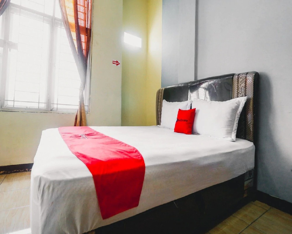 BBHOUSE Japaris by RedDoorz