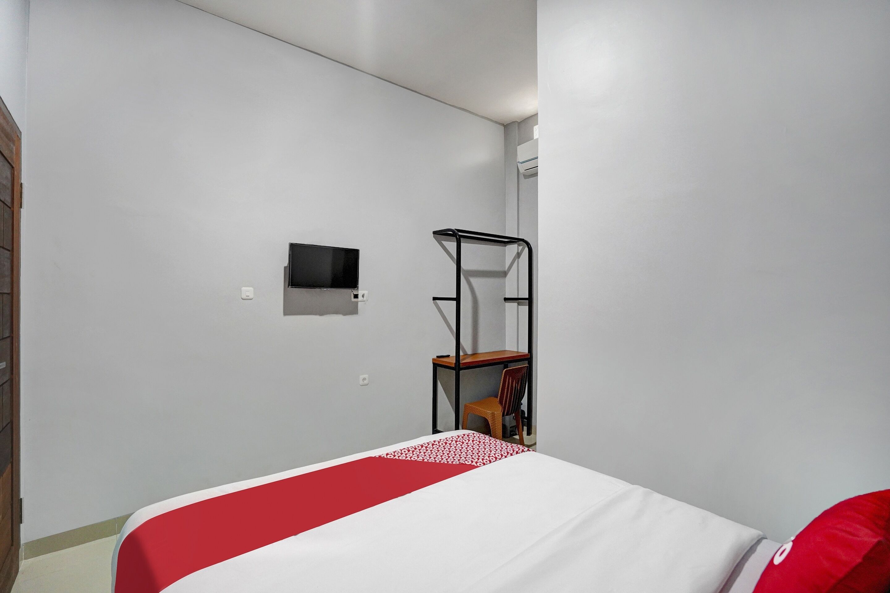 Super OYO 91181 Beda Arga Residence