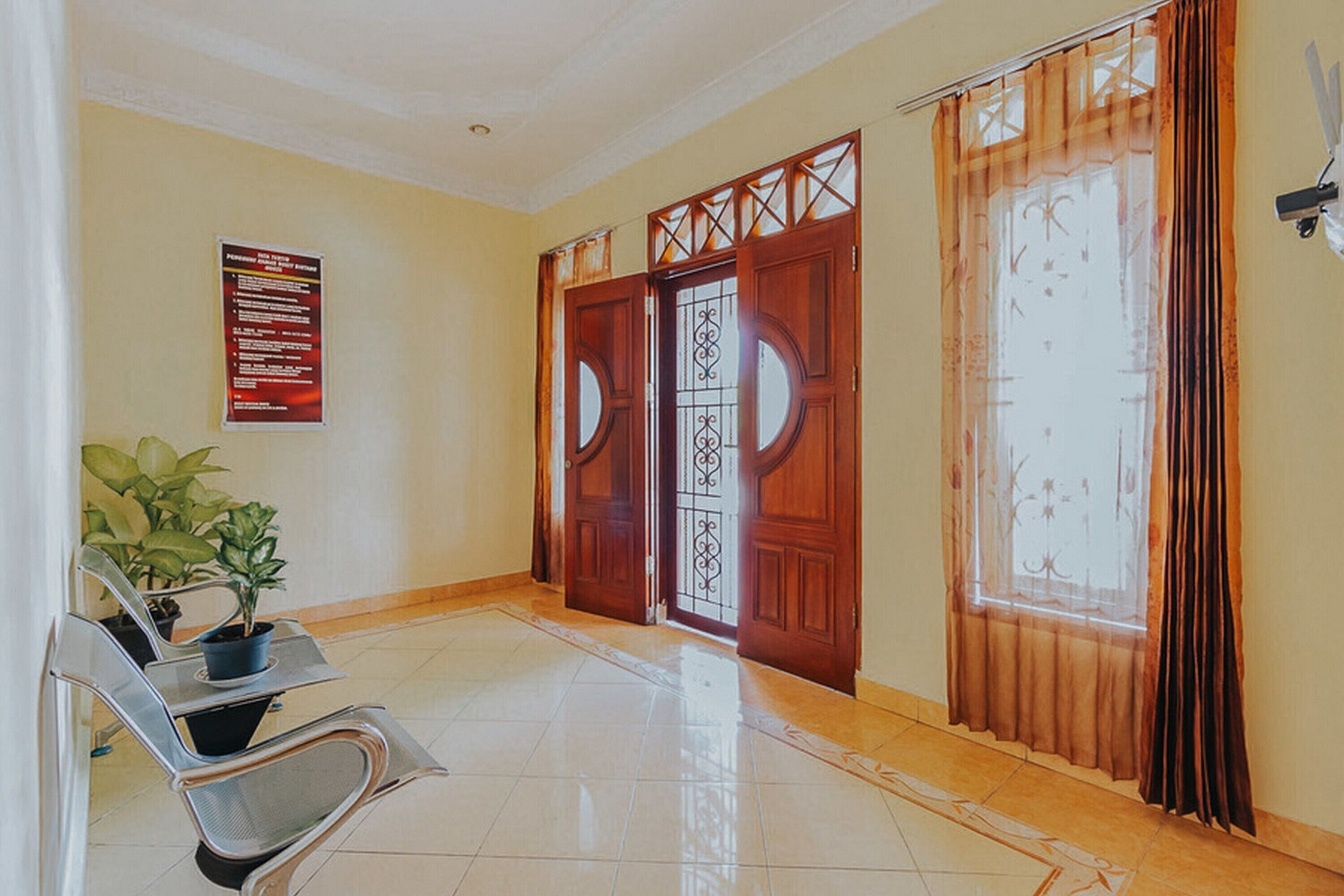 Bukit Bintang House by RedDoorz