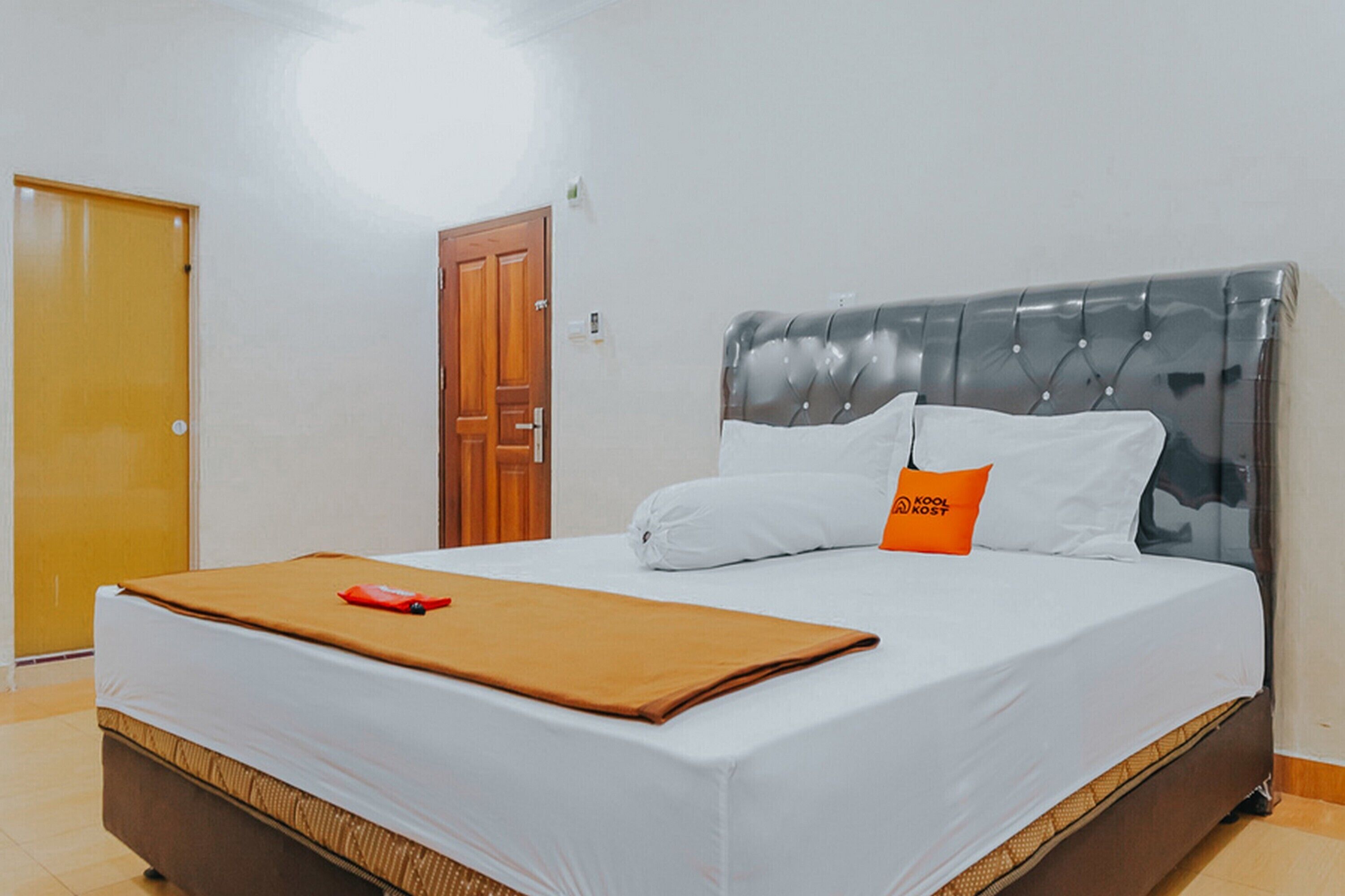 Bukit Bintang House by RedDoorz