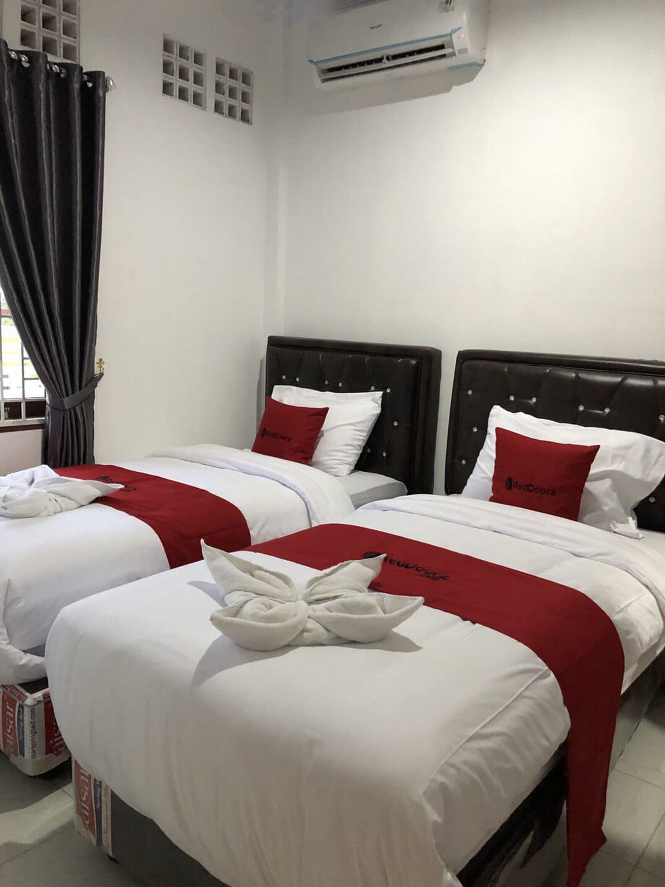 De'Boel Guest House by RedDoorz