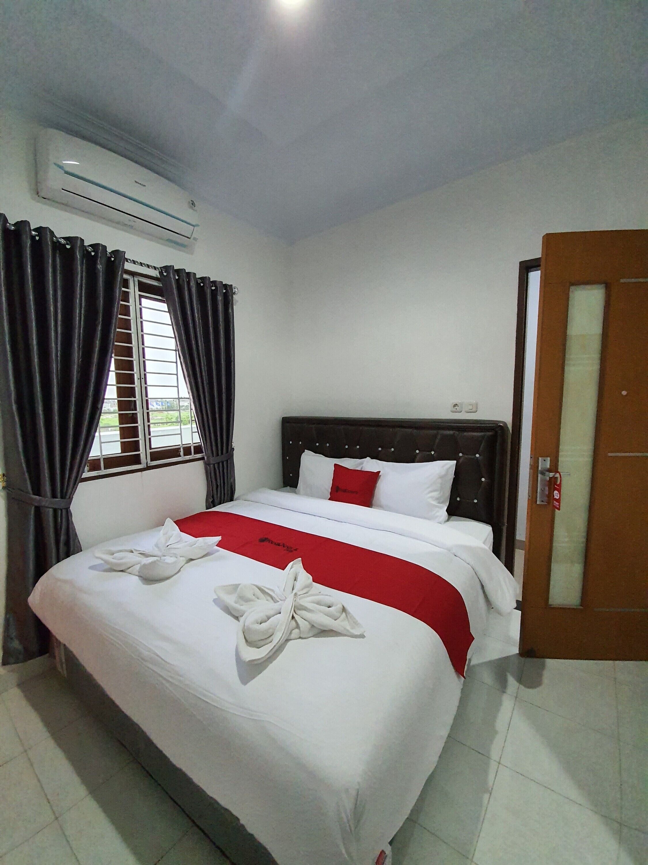 De'Boel Guest House by RedDoorz