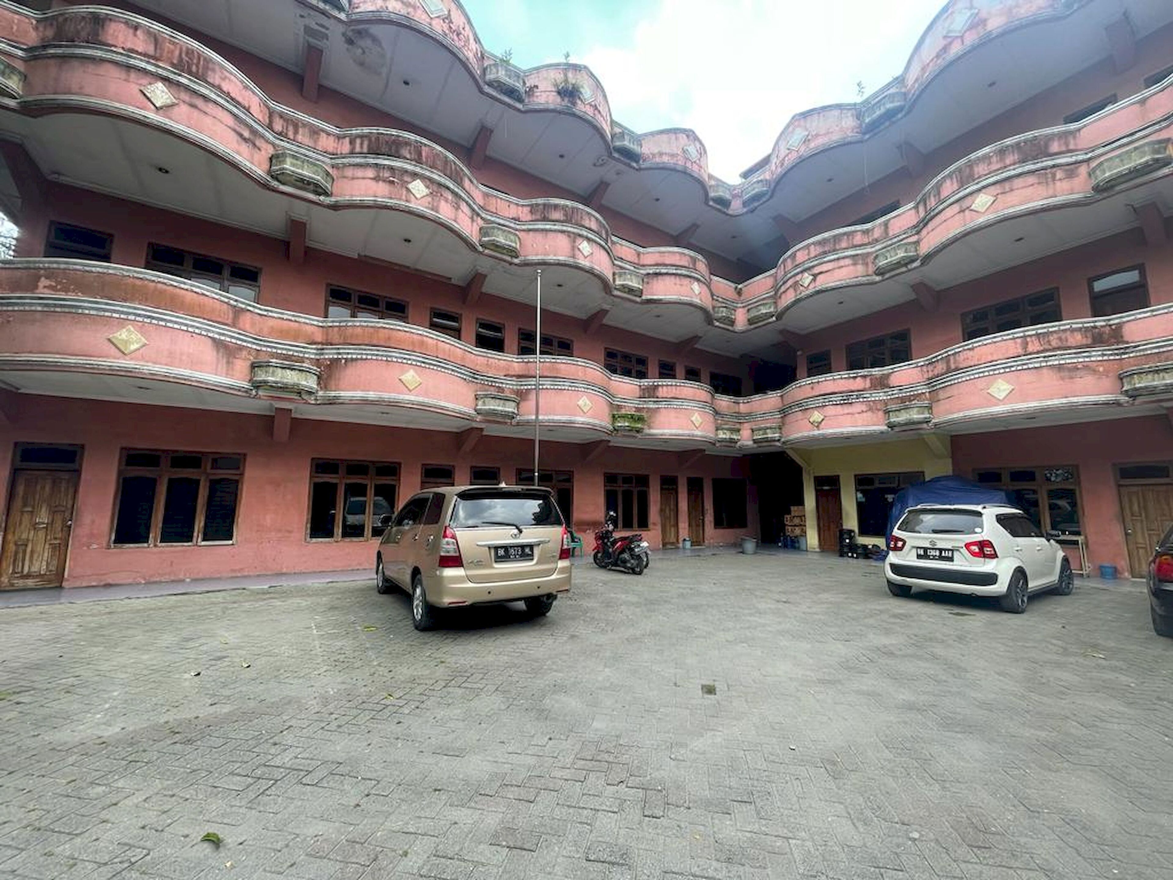 Deli Hotel Medan by OYO