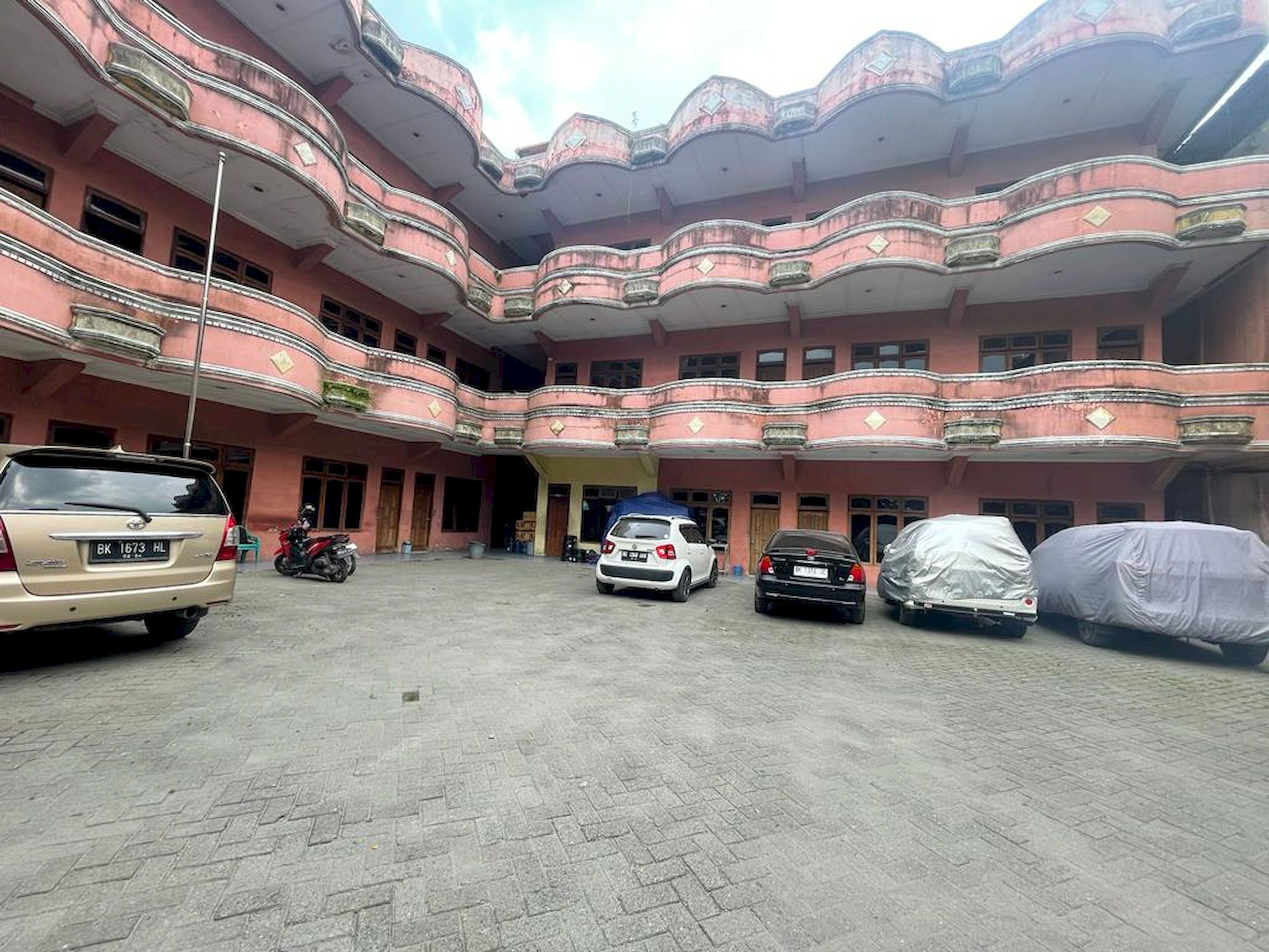 Deli Hotel Medan by OYO