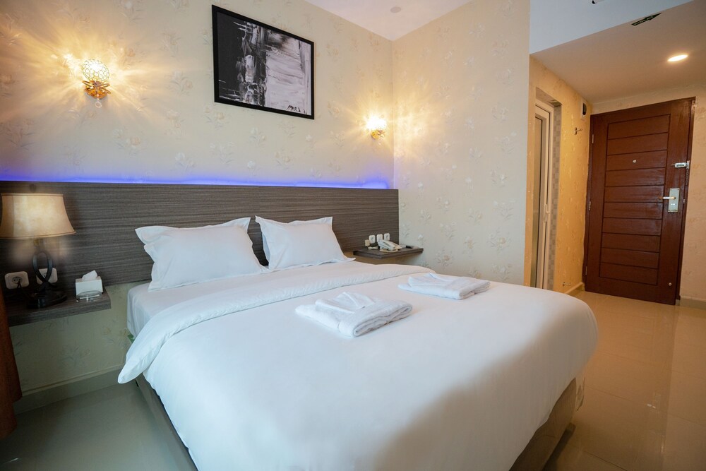 De'Tonga Hotel by ZEN Rooms