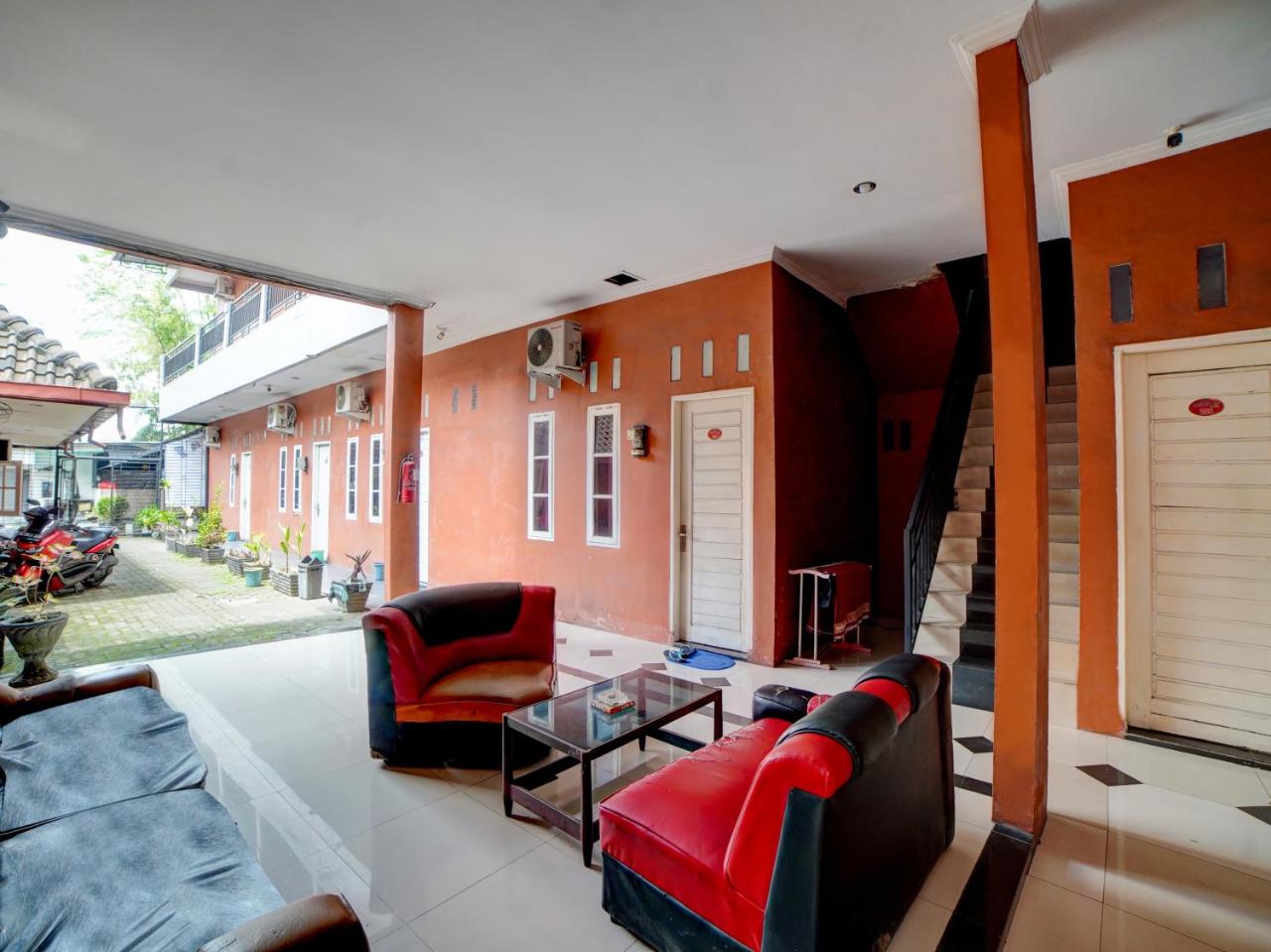 Djaboerigin Mongonsidi Guest House RedPartner