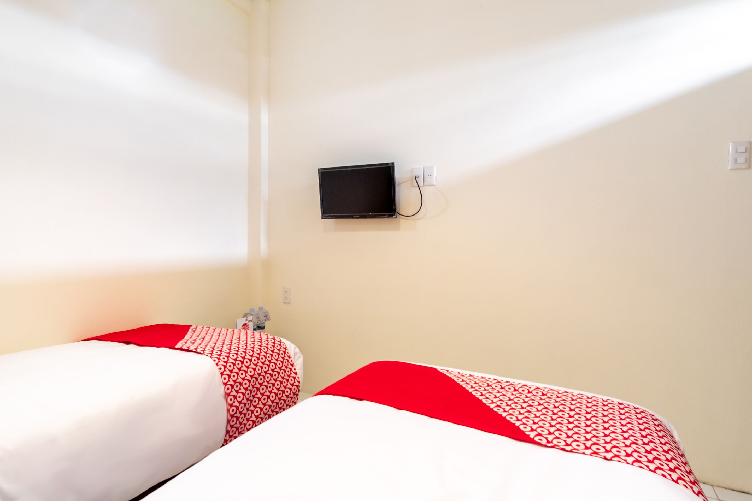 Dom Residence by OYO Rooms