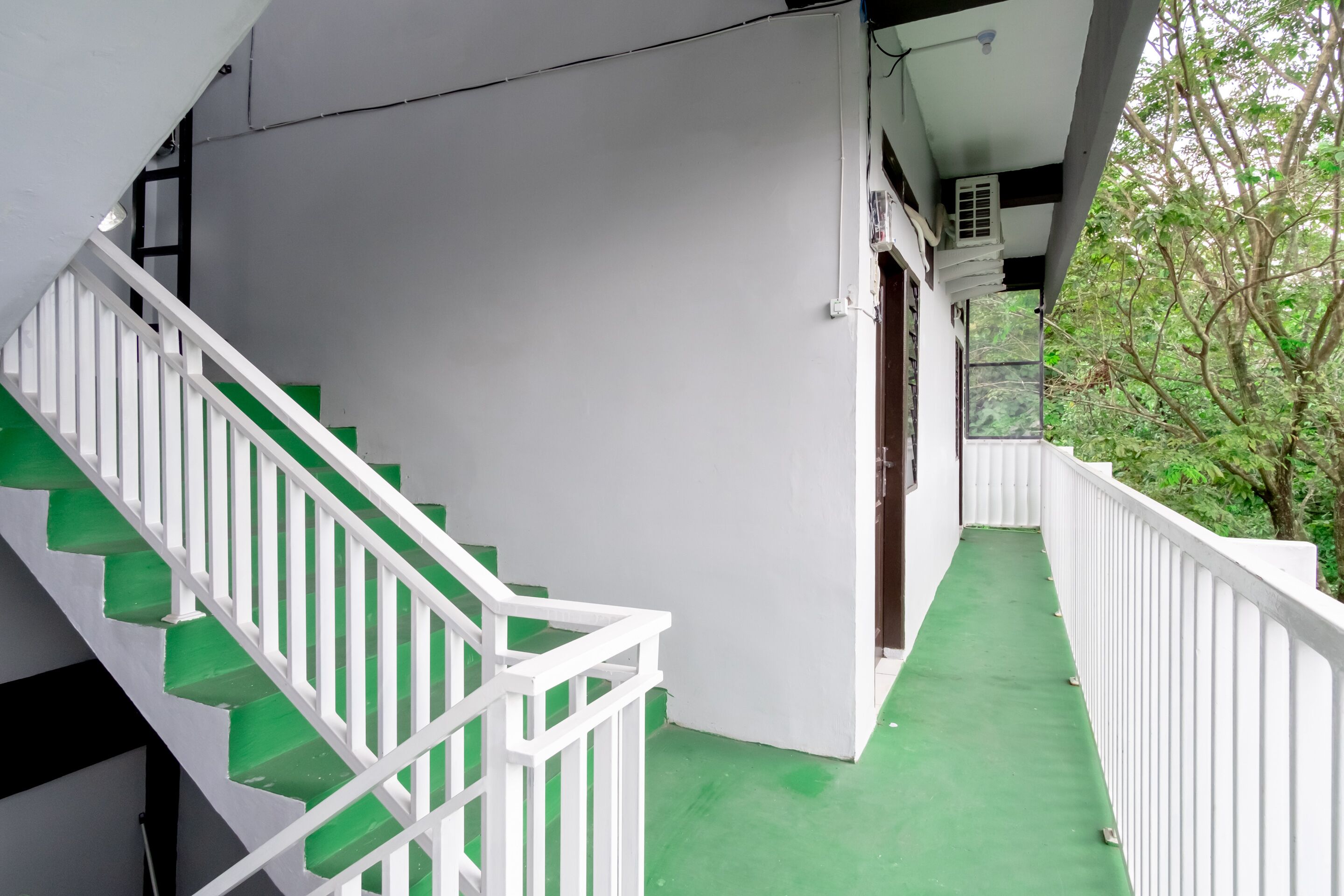 Dom Residence by OYO Rooms