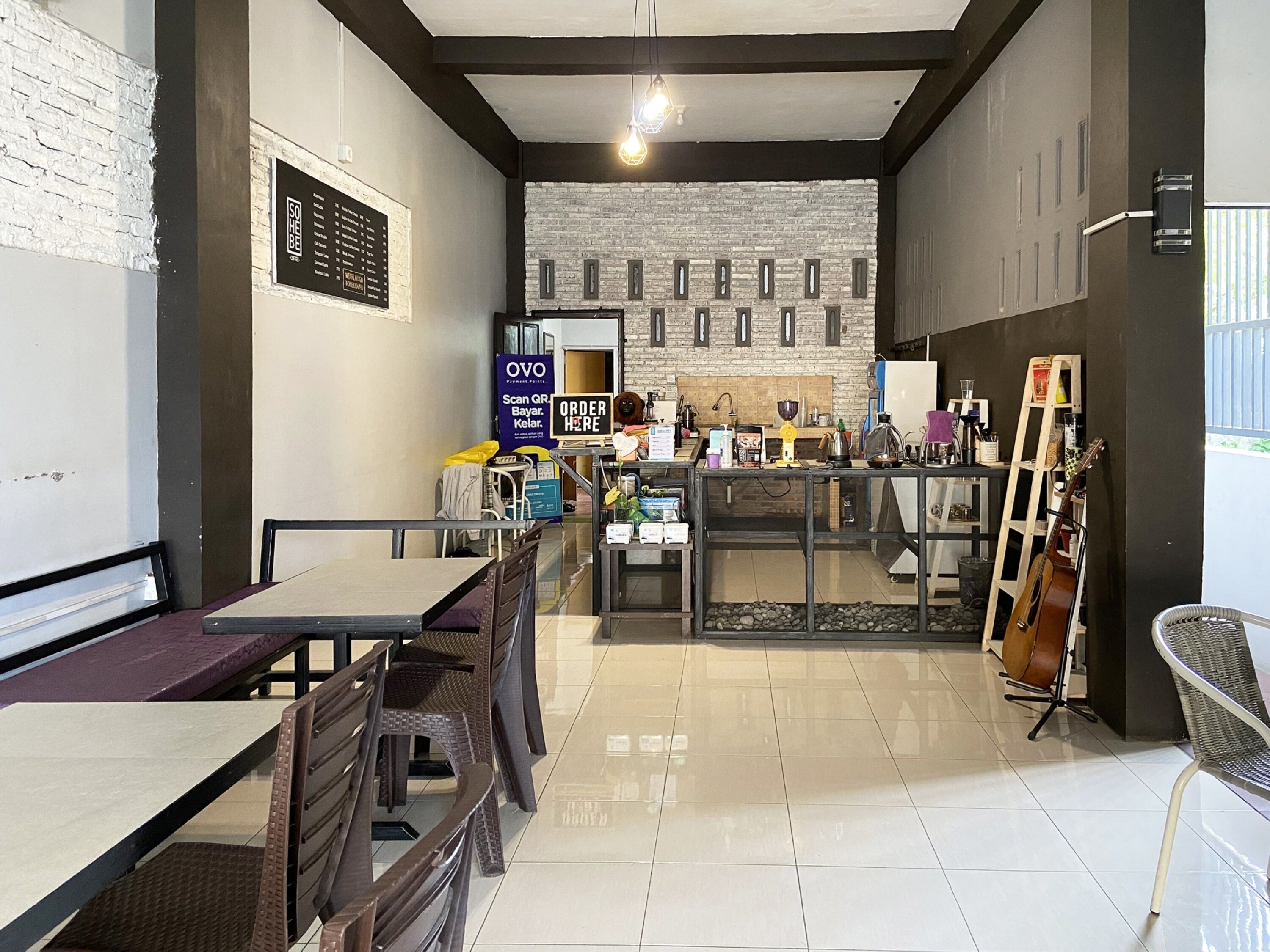 Dom Residence by OYO Rooms