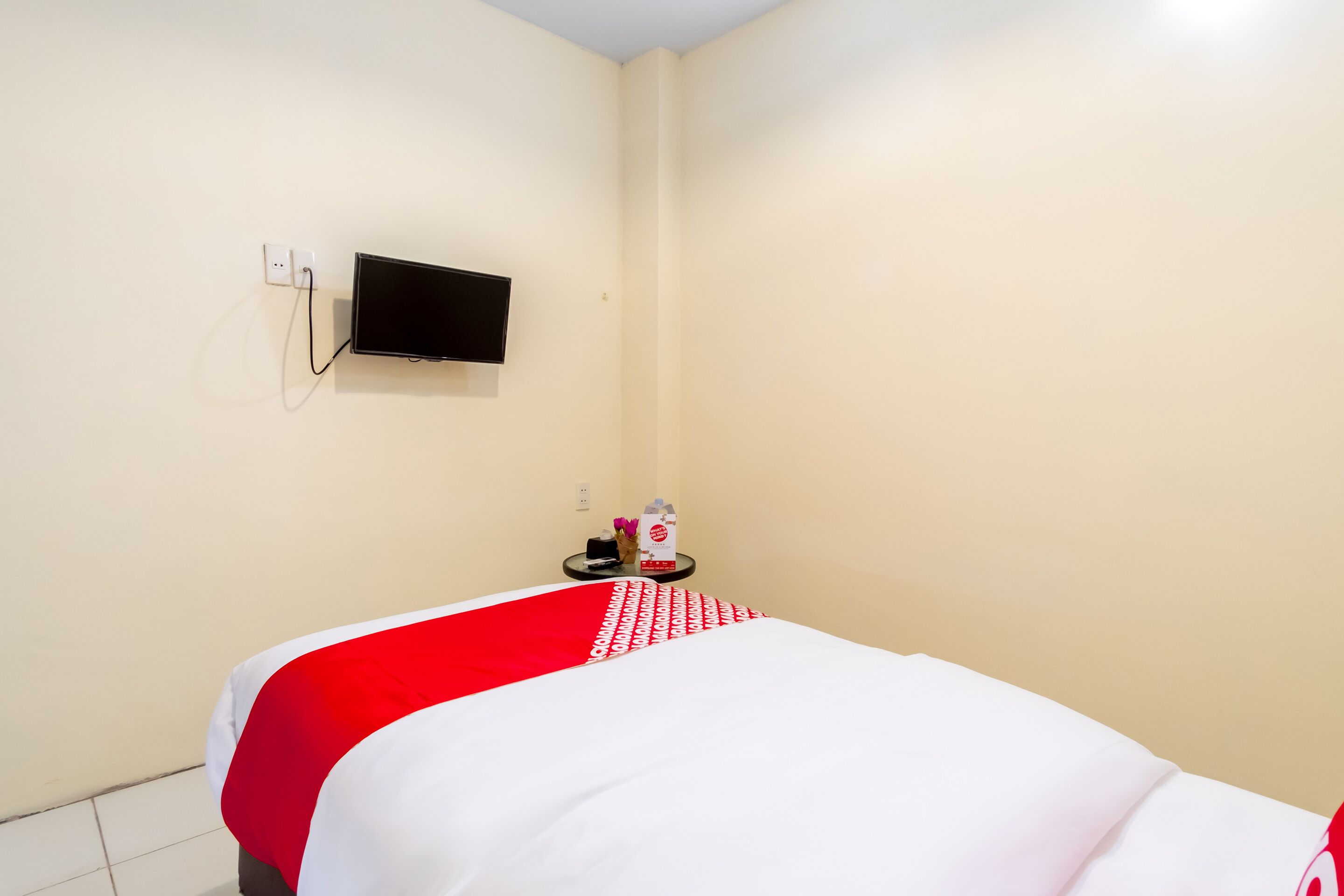 Dom Residence by OYO Rooms