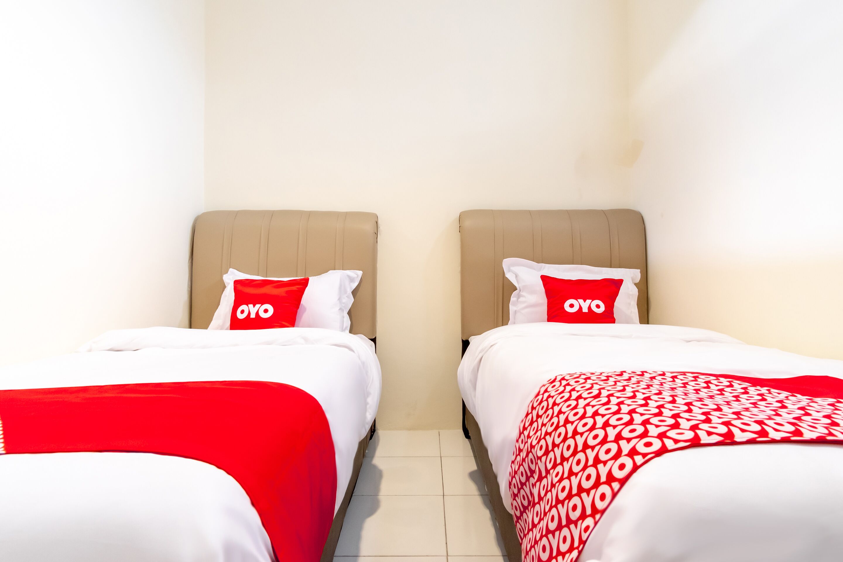 Dom Residence by OYO Rooms