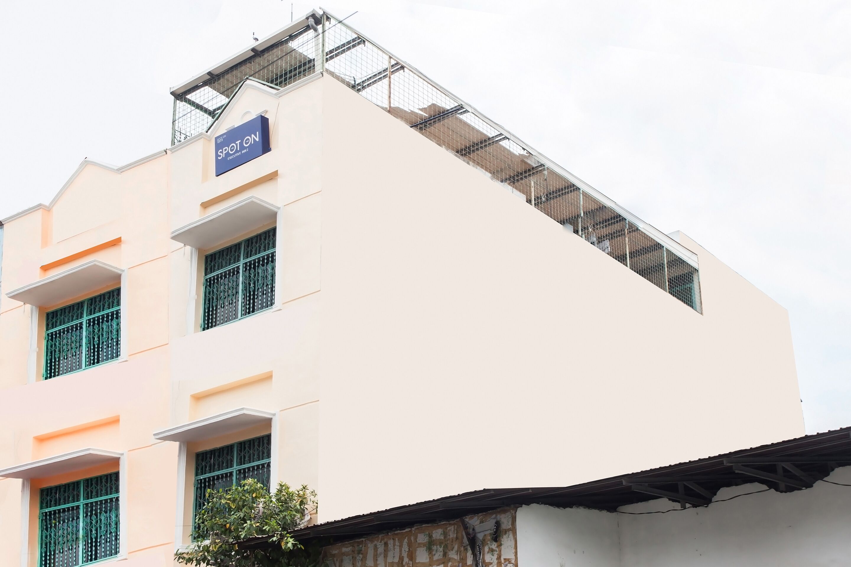 Executive Inn 2 by OYO Rooms