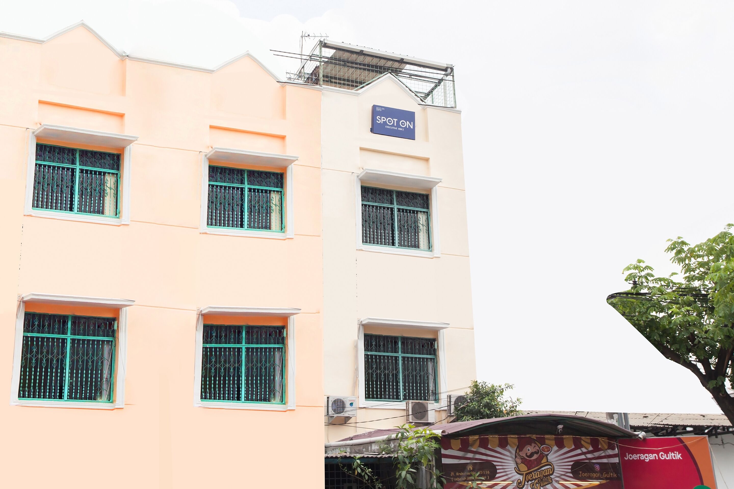 Executive Inn 2 by OYO Rooms
