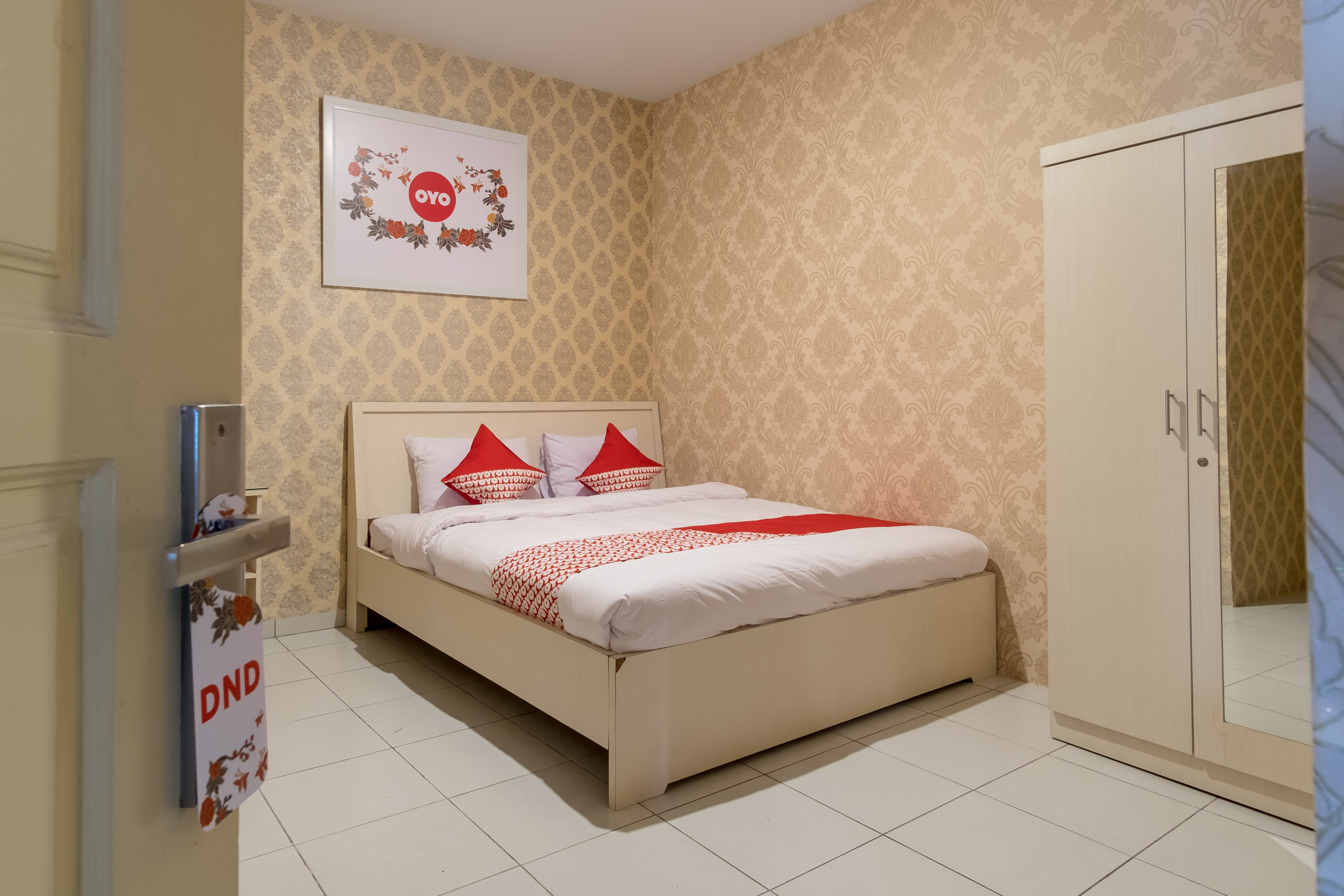 Executive Inn By OYO Rooms