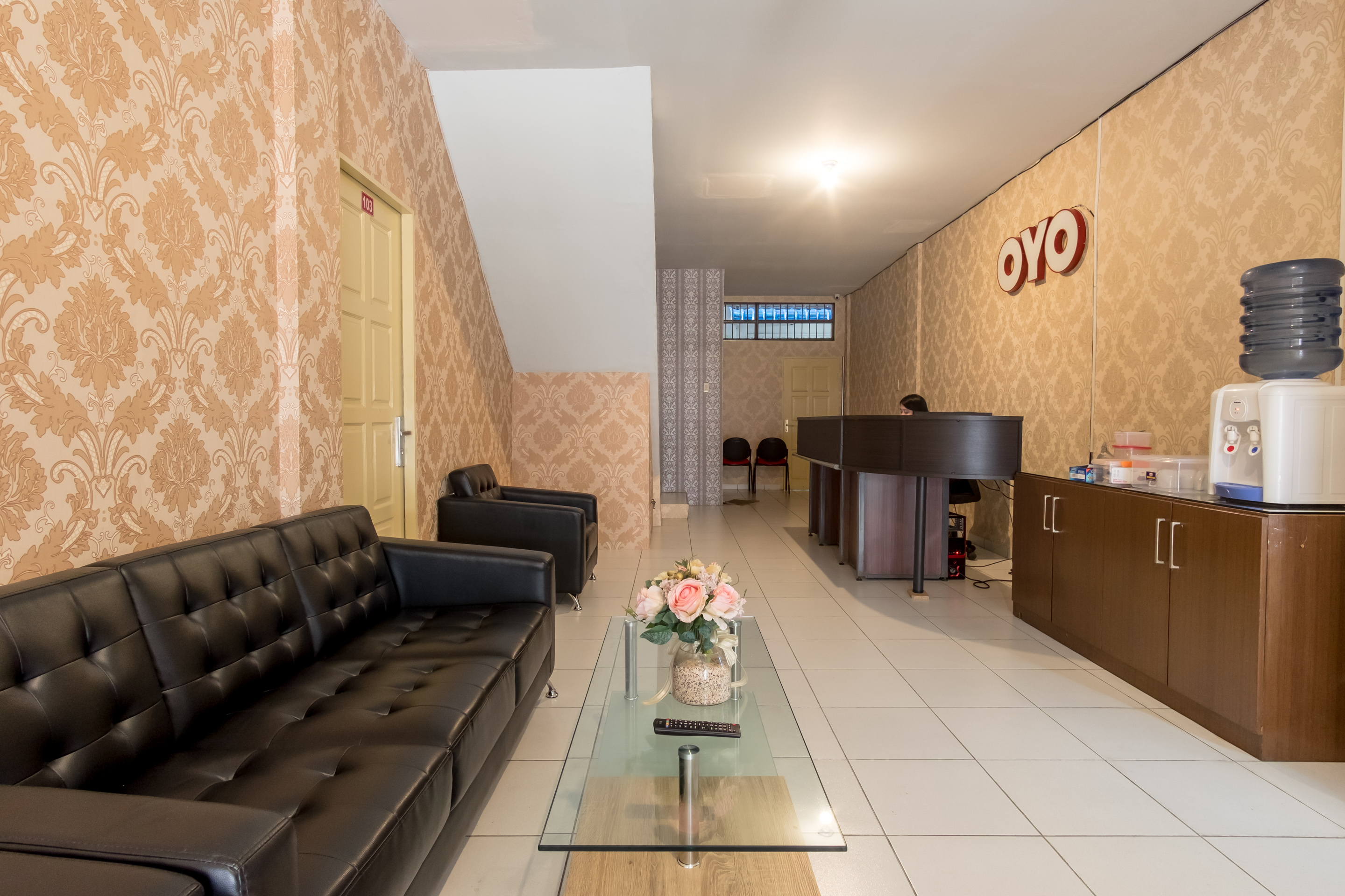 Executive Inn By OYO Rooms