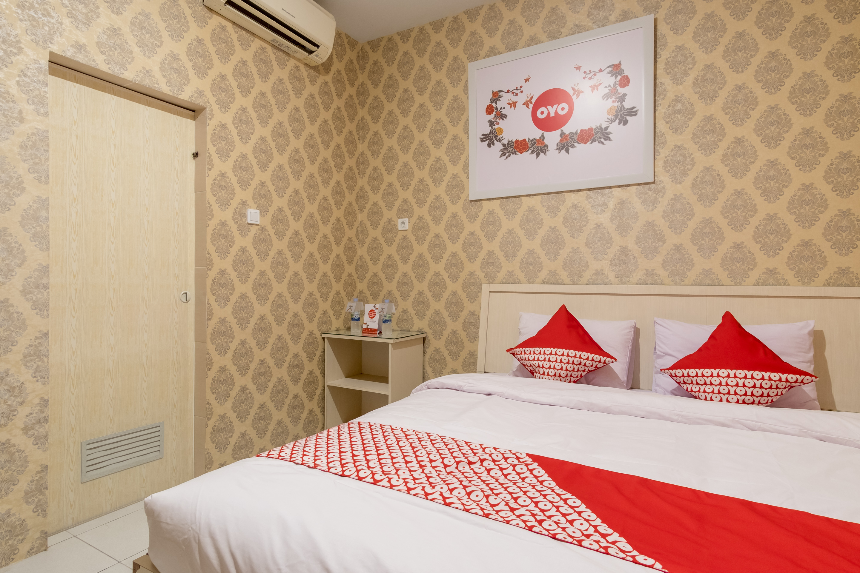 Executive Inn By OYO Rooms