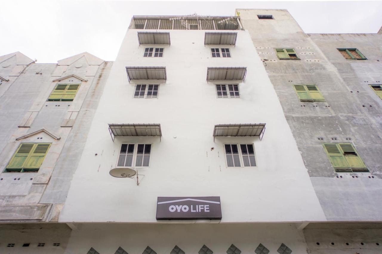 Gatsu Kost by OYO Rooms
