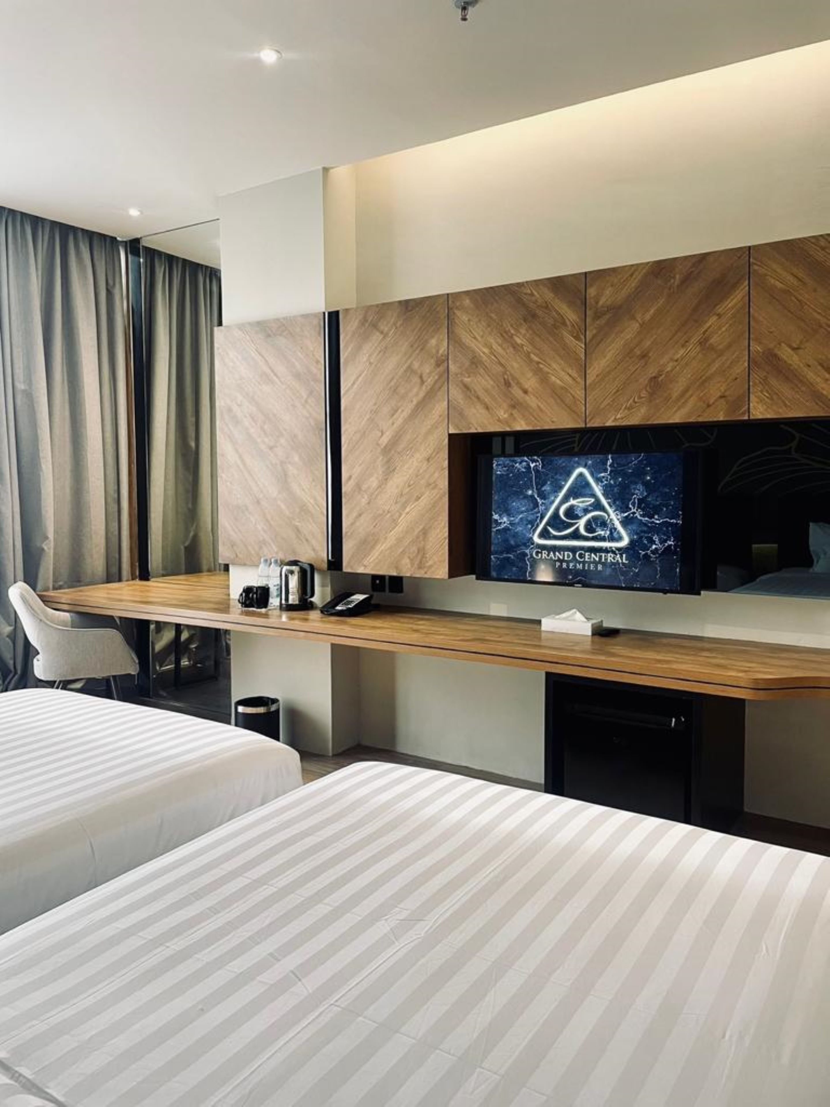 Grand Central Premier