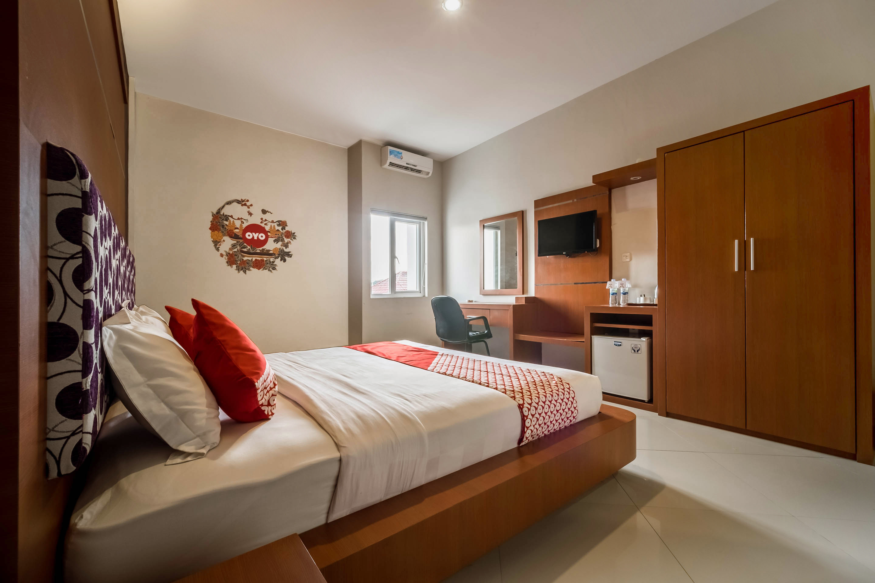 Grand Darussalam Hotel by OYO Rooms