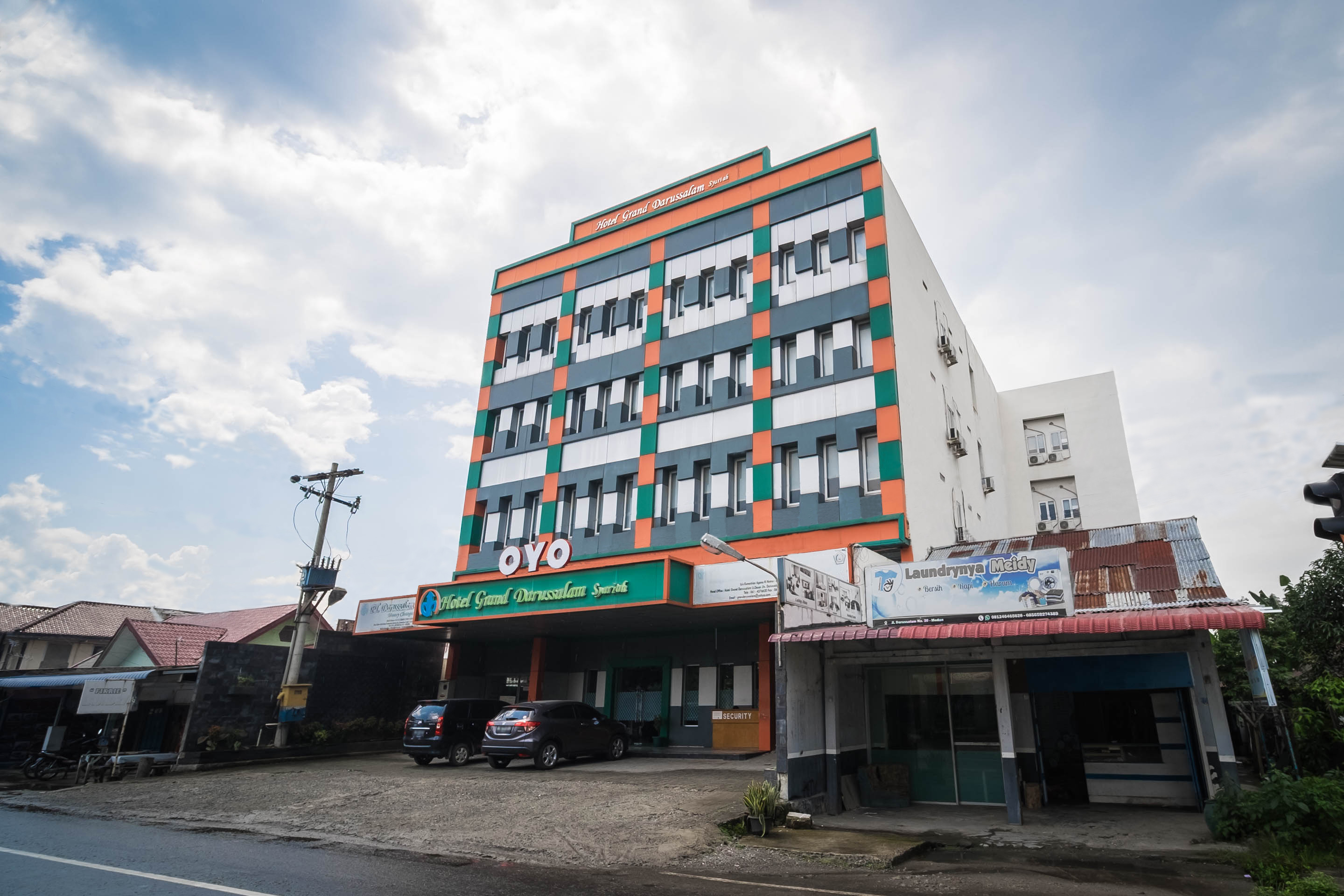 Grand Darussalam Hotel by OYO Rooms