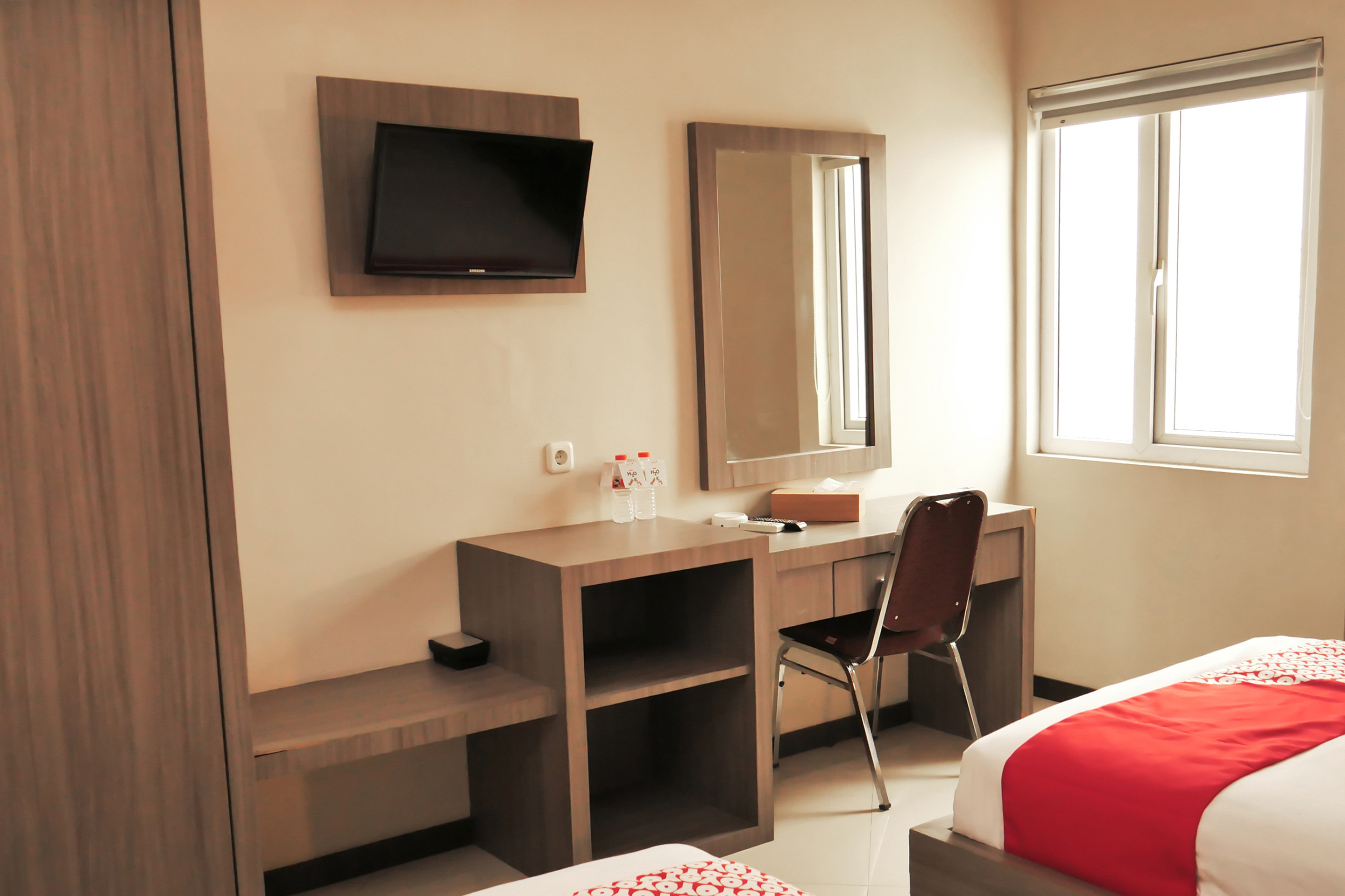 Grand Darussalam Hotel by OYO Rooms