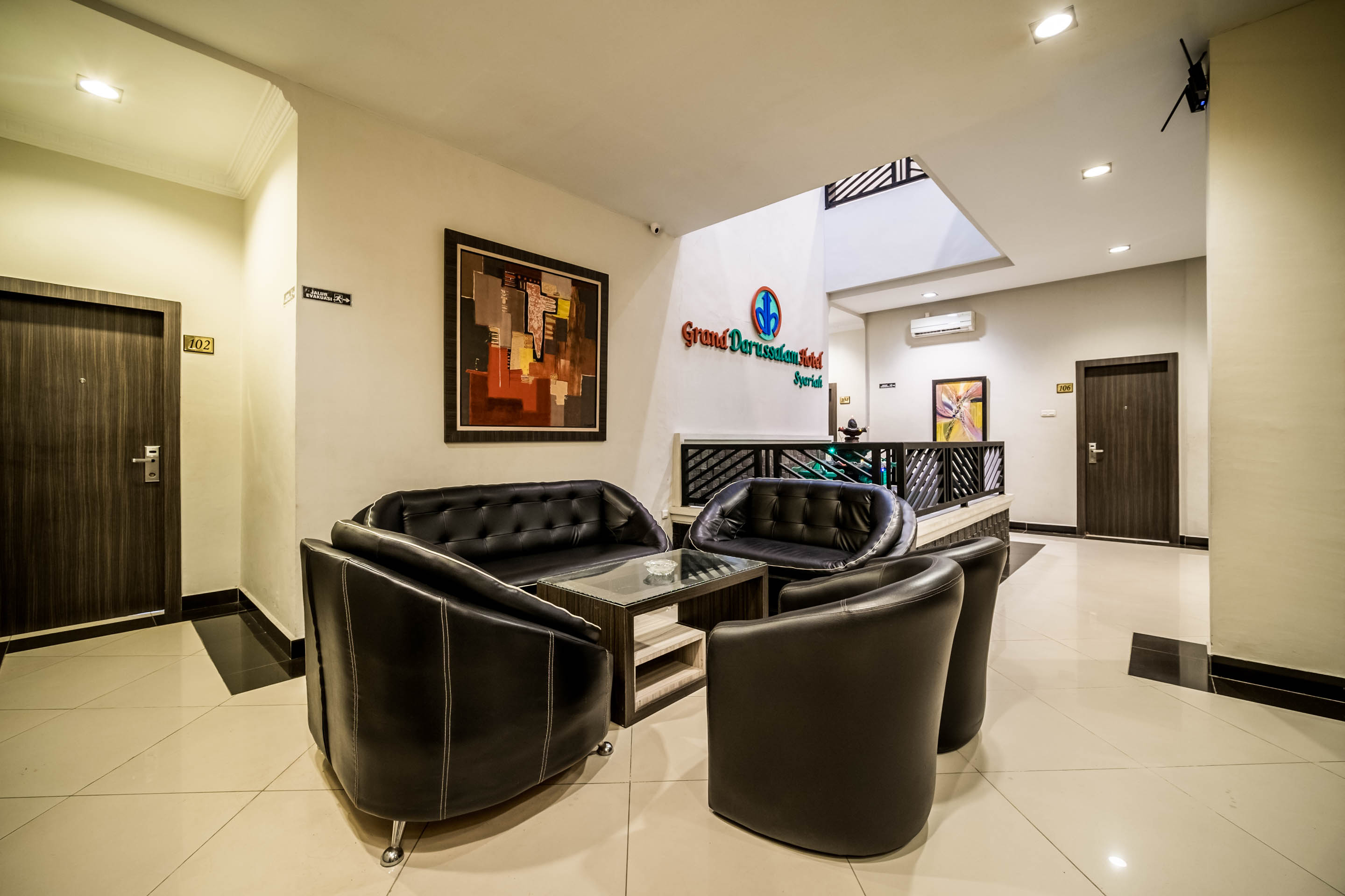 Grand Darussalam Hotel by OYO Rooms