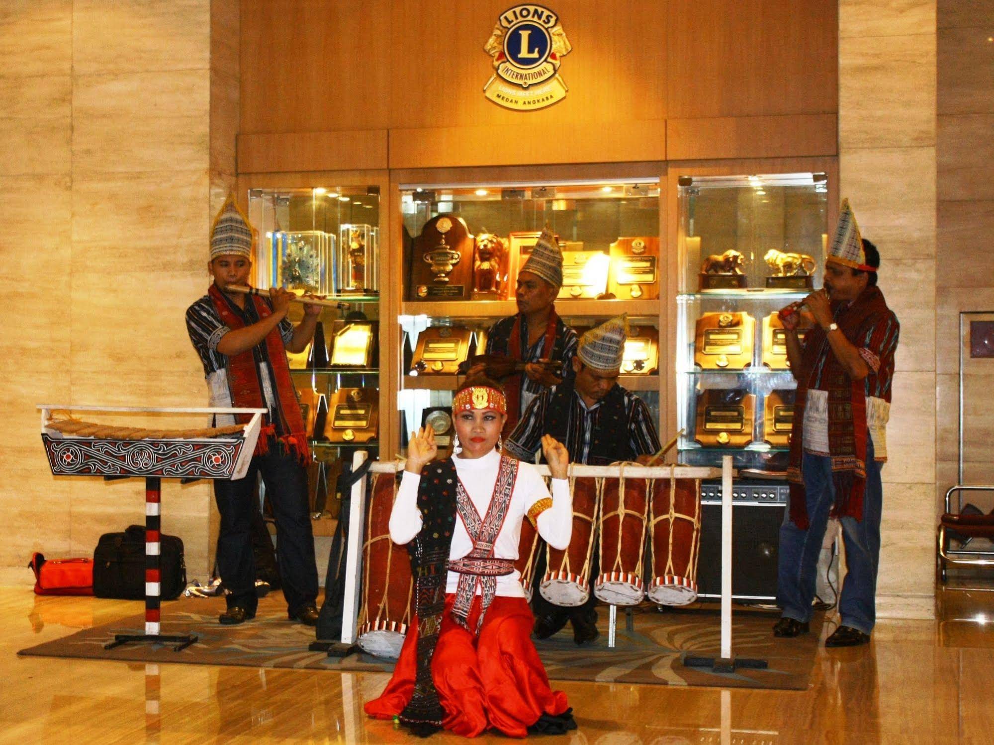 Cambridge Hotel Medan