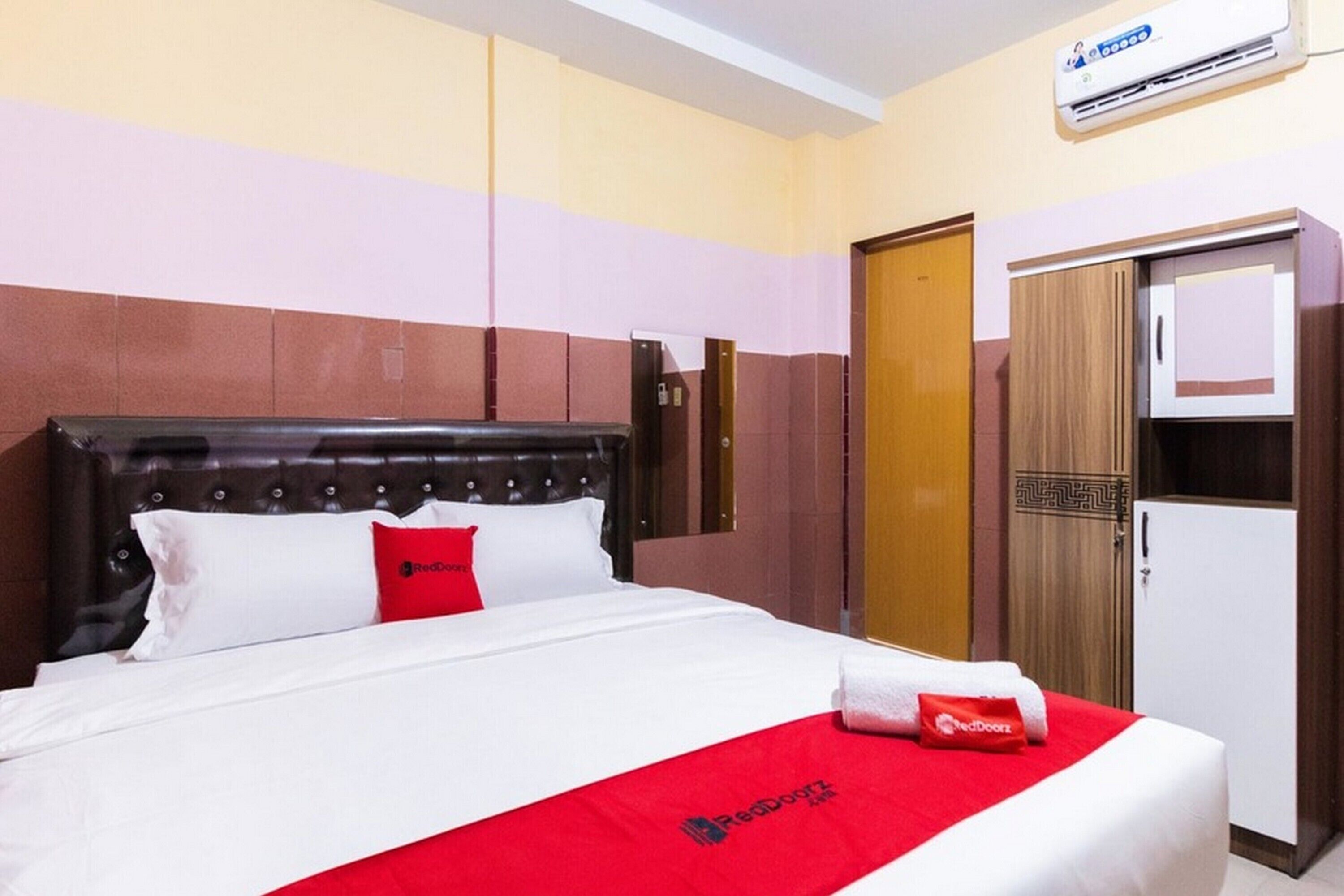 Guest House Restu Ibu by RedDoorz