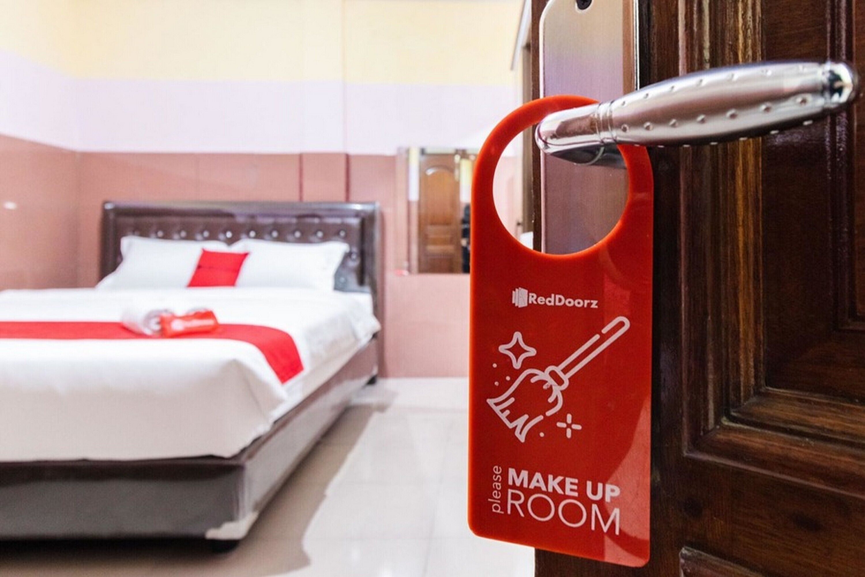 Guest House Restu Ibu by RedDoorz