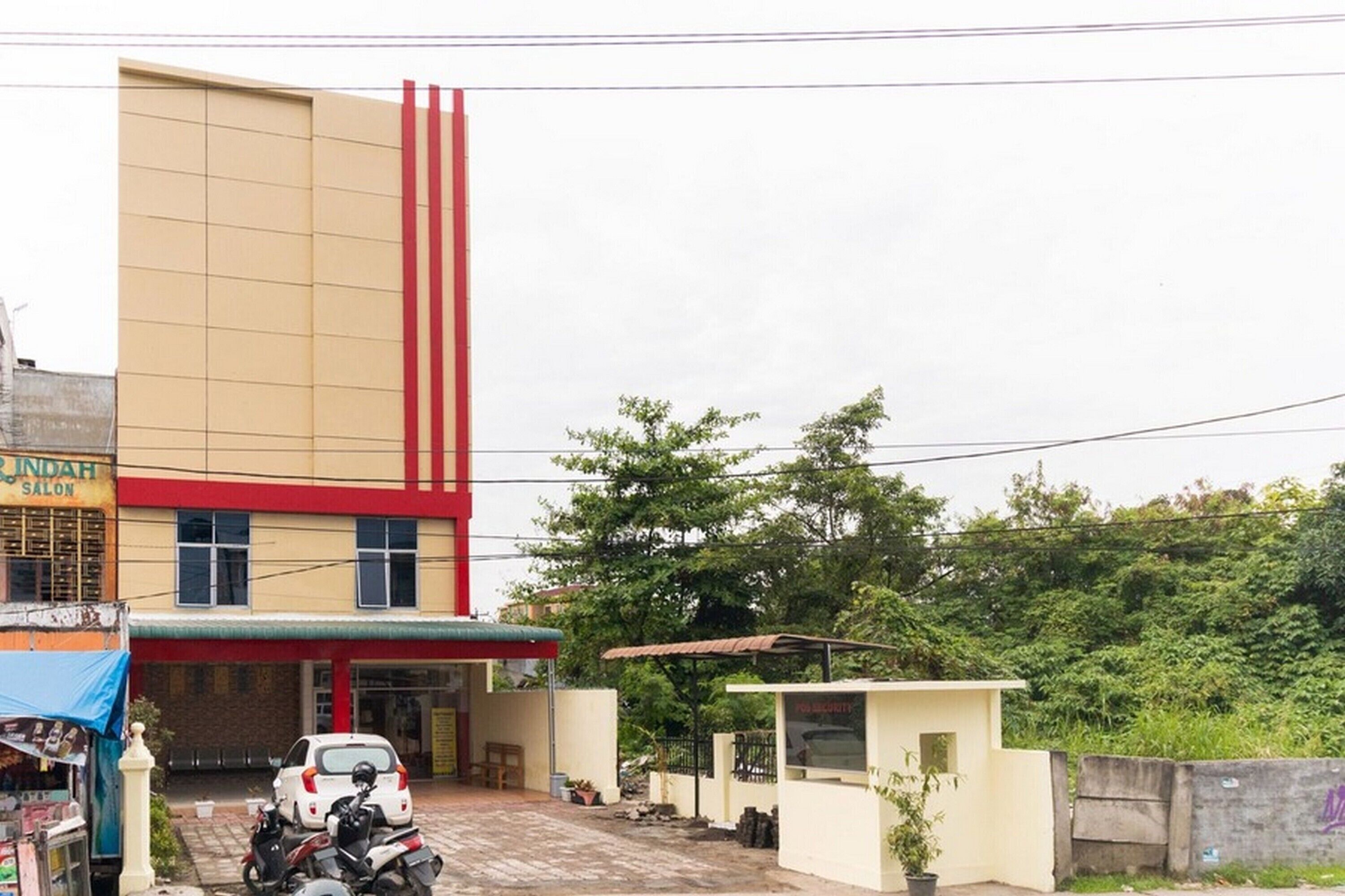 Guest House Restu Ibu by RedDoorz