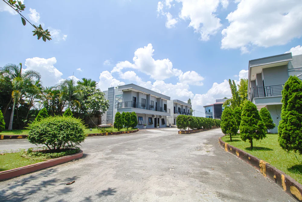 Halay Inn