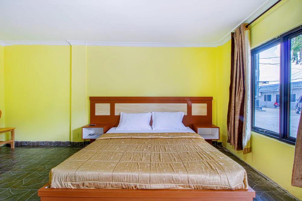 Halay Inn