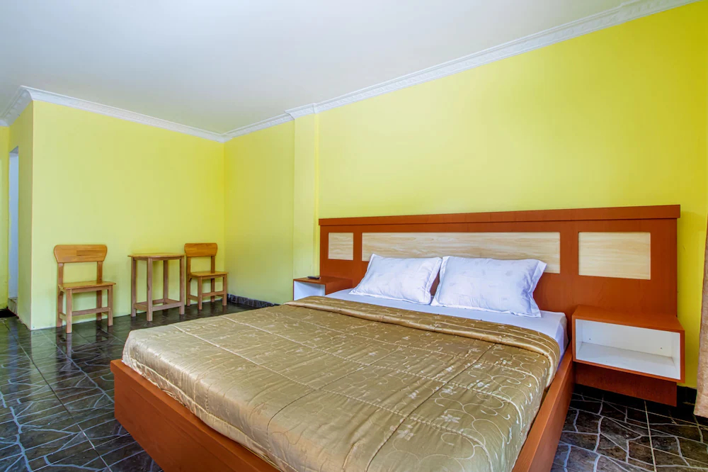 Halay Inn