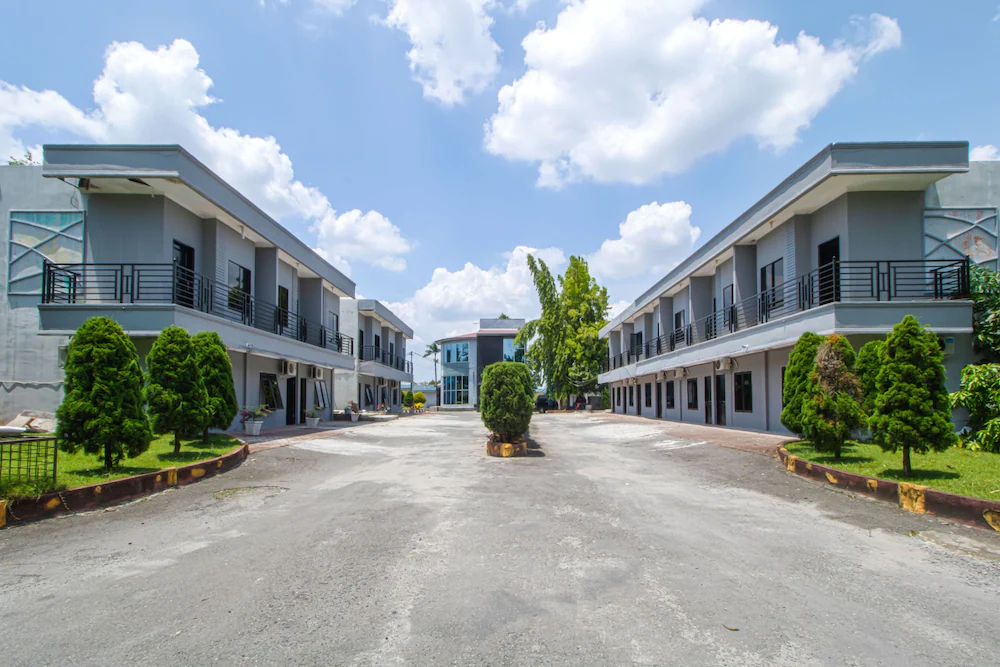 Halay Inn