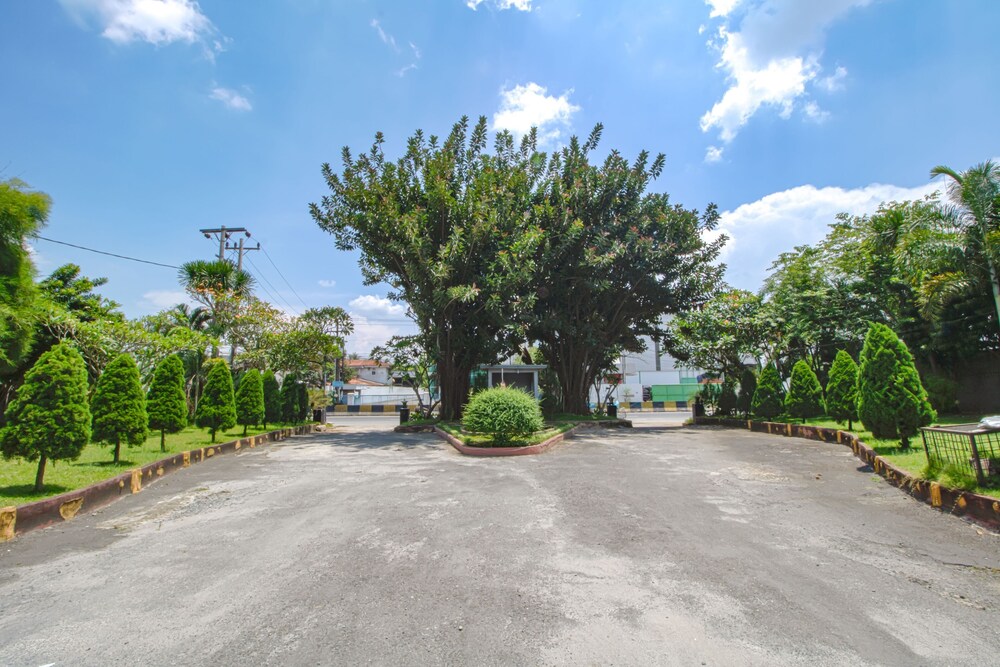 Halay Inn