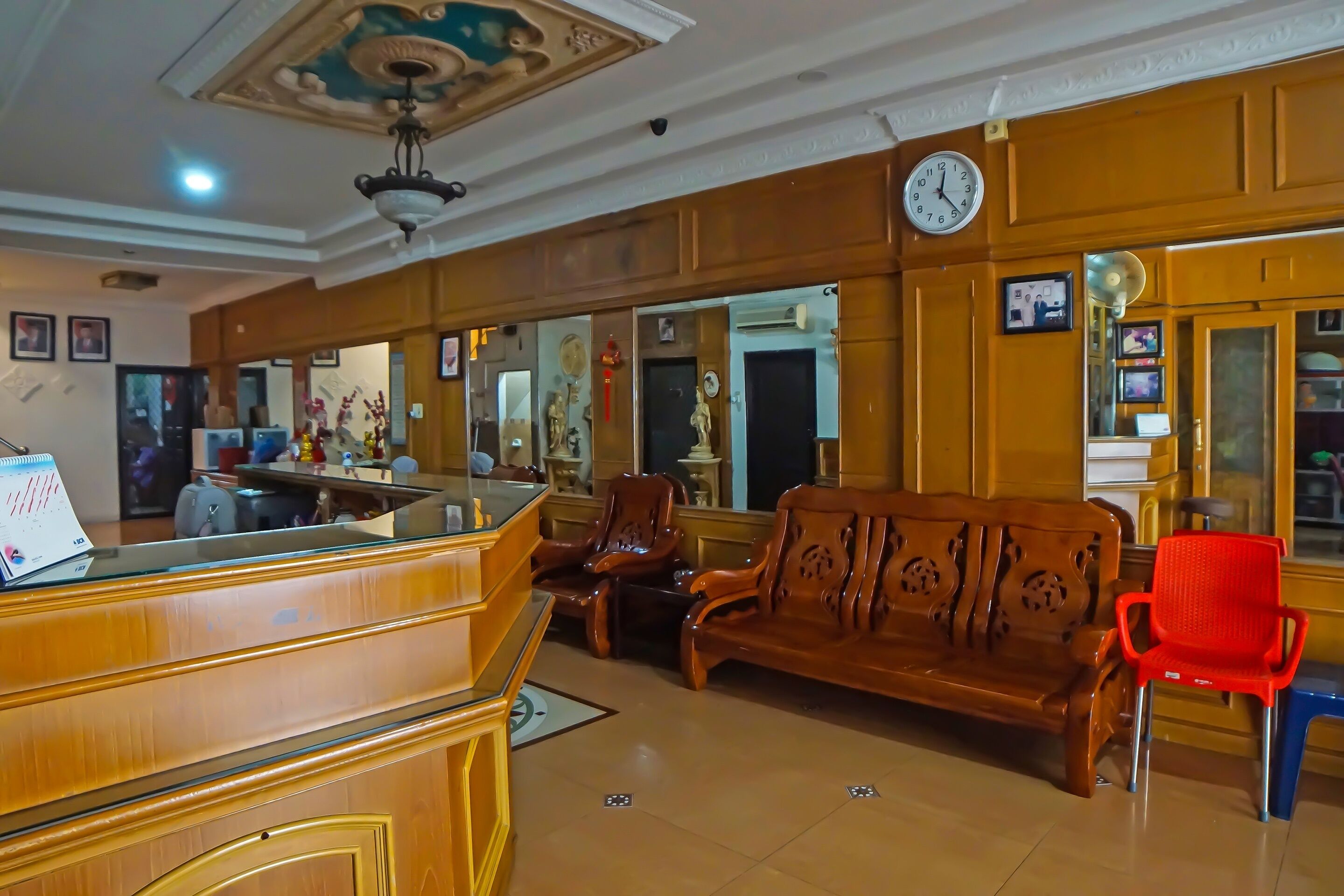 Hotel Binaka Medan by OYO